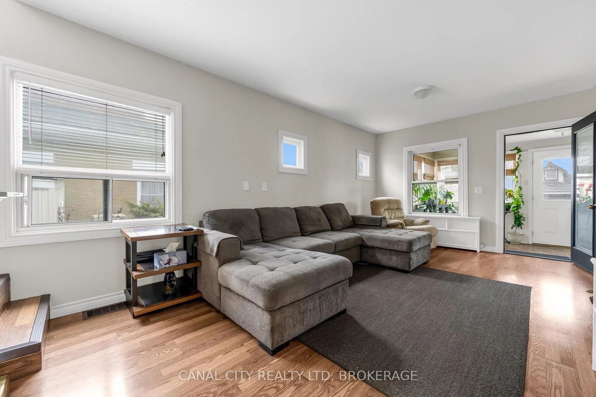 Photo 6 of 51 Pine Street S, Thorold, Thorold Downtown — HOMEH