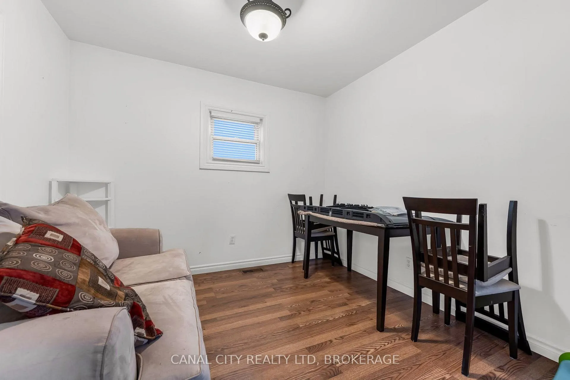 Photo 13 of 51 Pine Street S, Thorold, Thorold Downtown — HOMEH