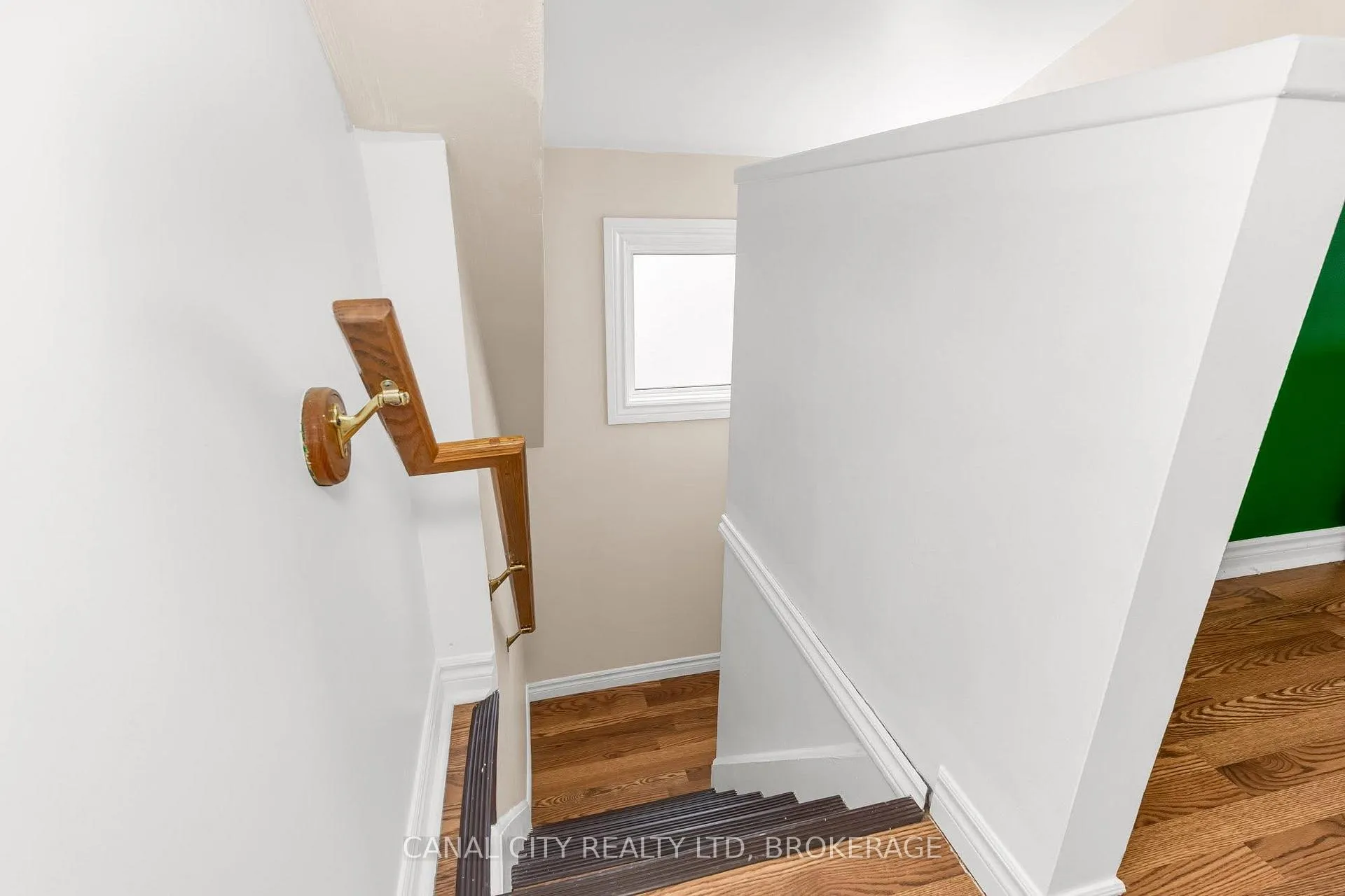 Photo 15 of 51 Pine Street S, Thorold, Thorold Downtown — HOMEH