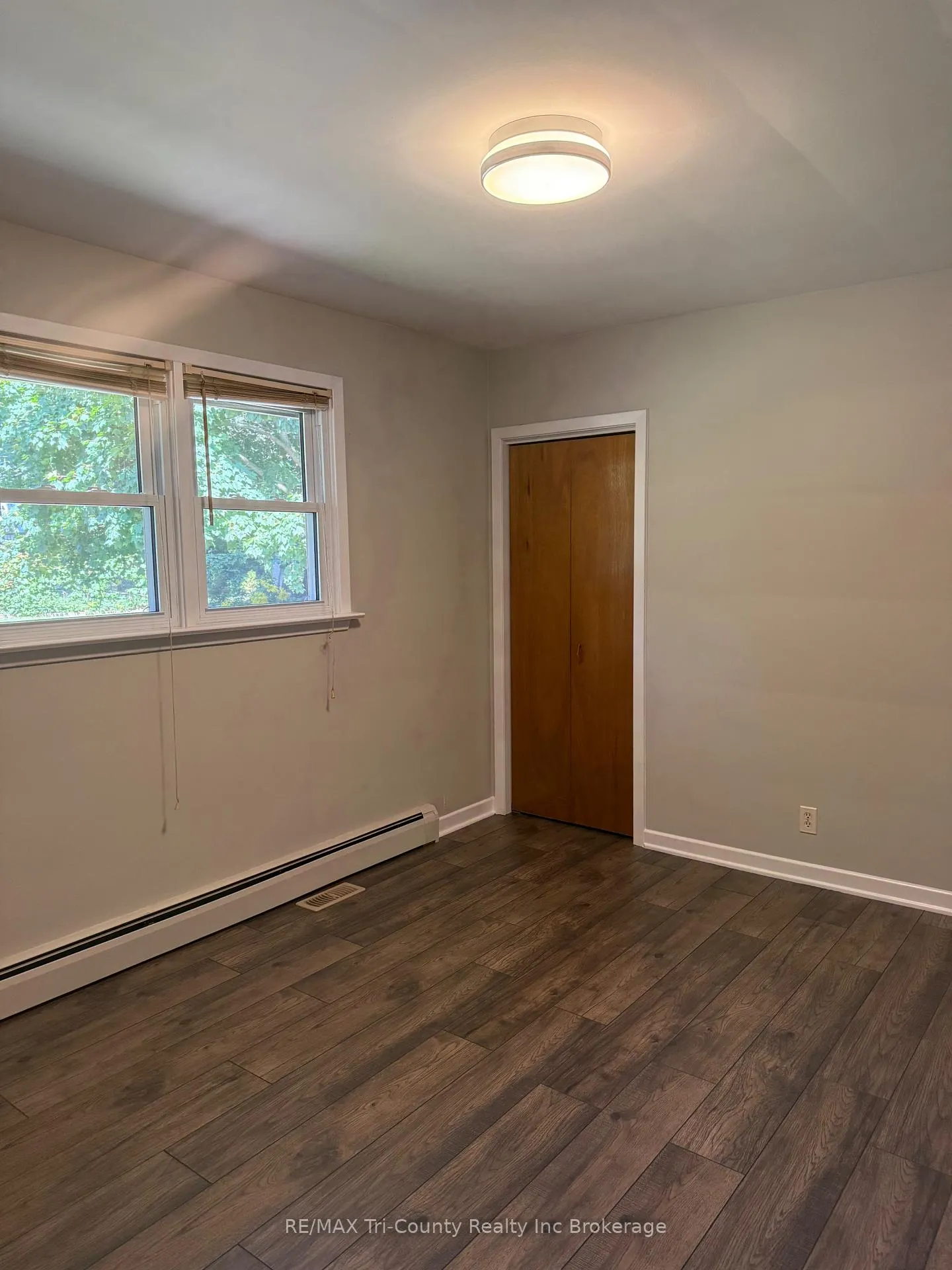 Photo 7 of 20 Fairfield Crescent, Tillsonburg — HOMEH