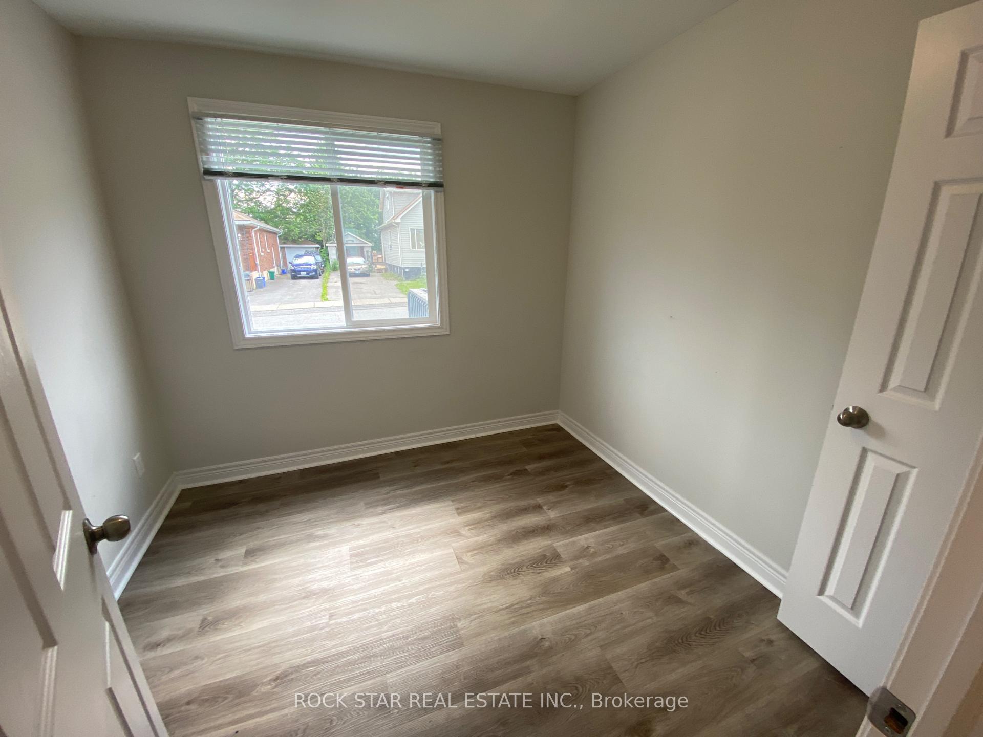 Photo 16 of 24 King Street, Thorold, Thorold Downtown — HOMEH