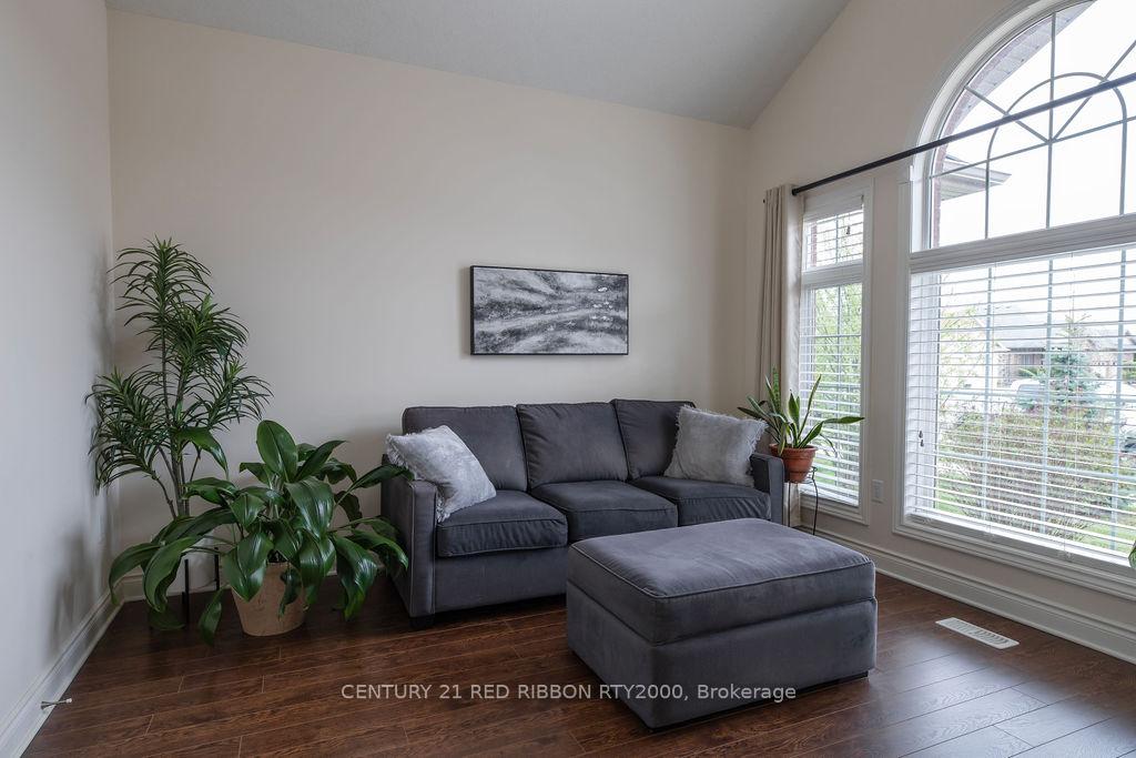 Photo 19 of 396 MacDonald Street, Strathroy-Caradoc, NE — HOMEH