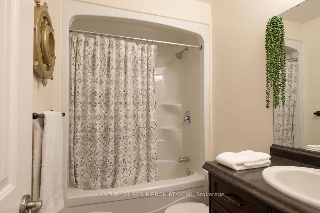 Photo 22 of 396 MacDonald Street, Strathroy-Caradoc, NE — HOMEH