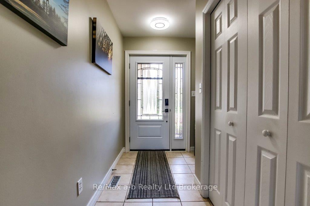 Photo 3 of 27 Amber Drive, Thames Centre, Dorchester — HOMEH