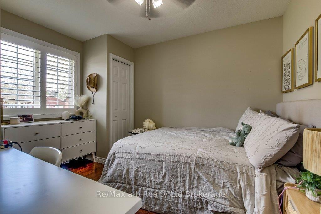 Photo 14 of 27 Amber Drive, Thames Centre, Dorchester — HOMEH