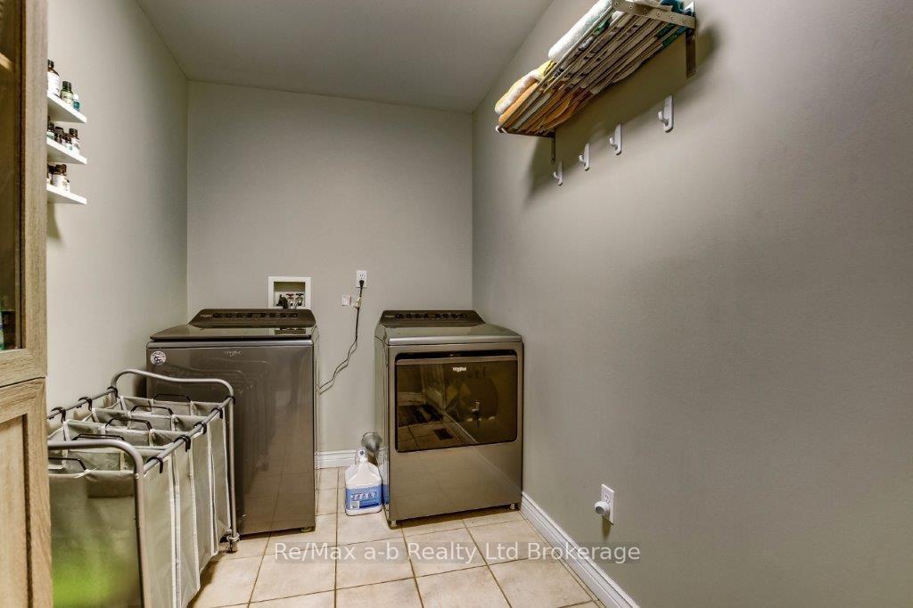 Photo 28 of 27 Amber Drive, Thames Centre, Dorchester — HOMEH