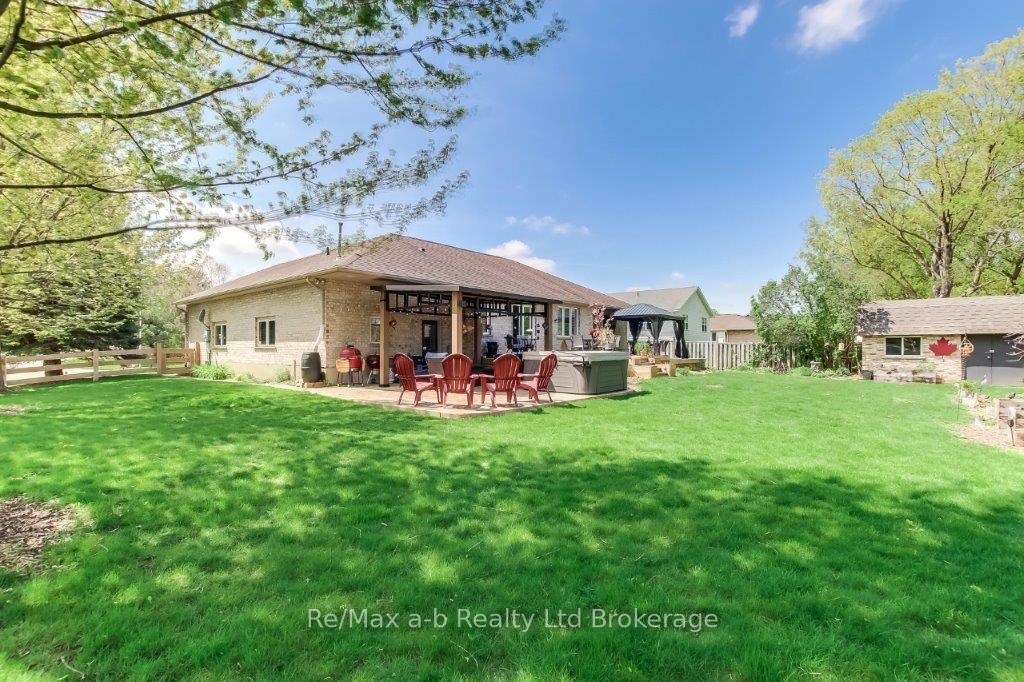 Photo 34 of 27 Amber Drive, Thames Centre, Dorchester — HOMEH