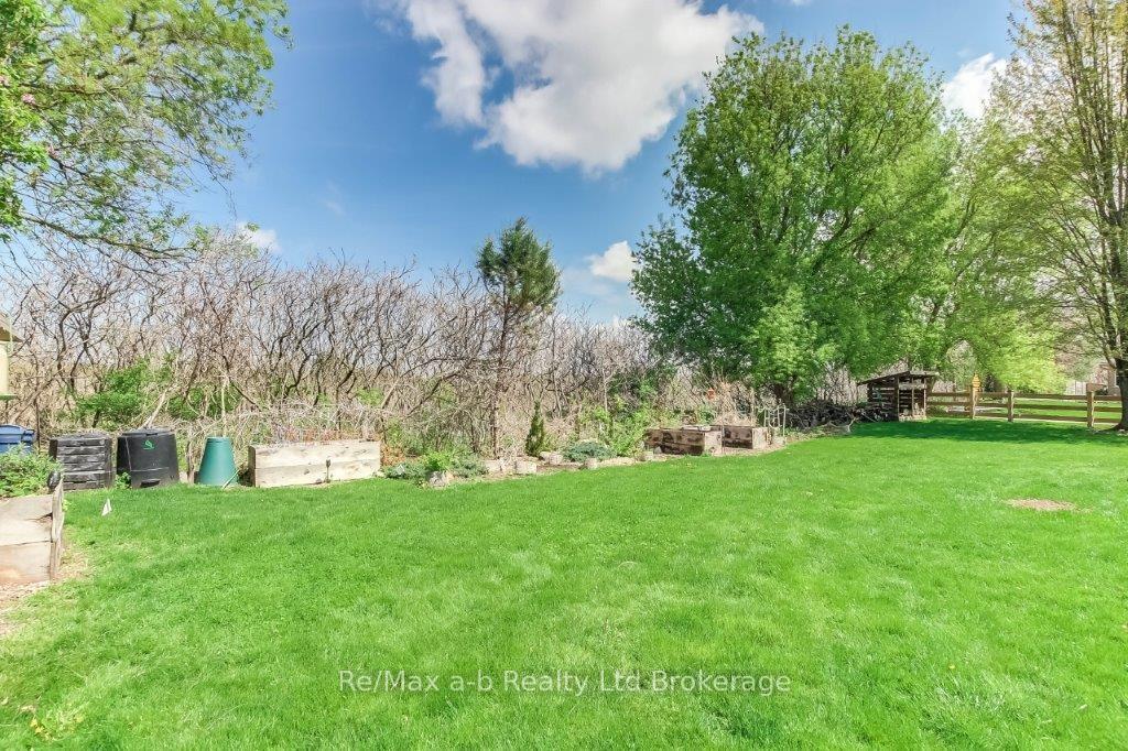 Photo 38 of 27 Amber Drive, Thames Centre, Dorchester — HOMEH
