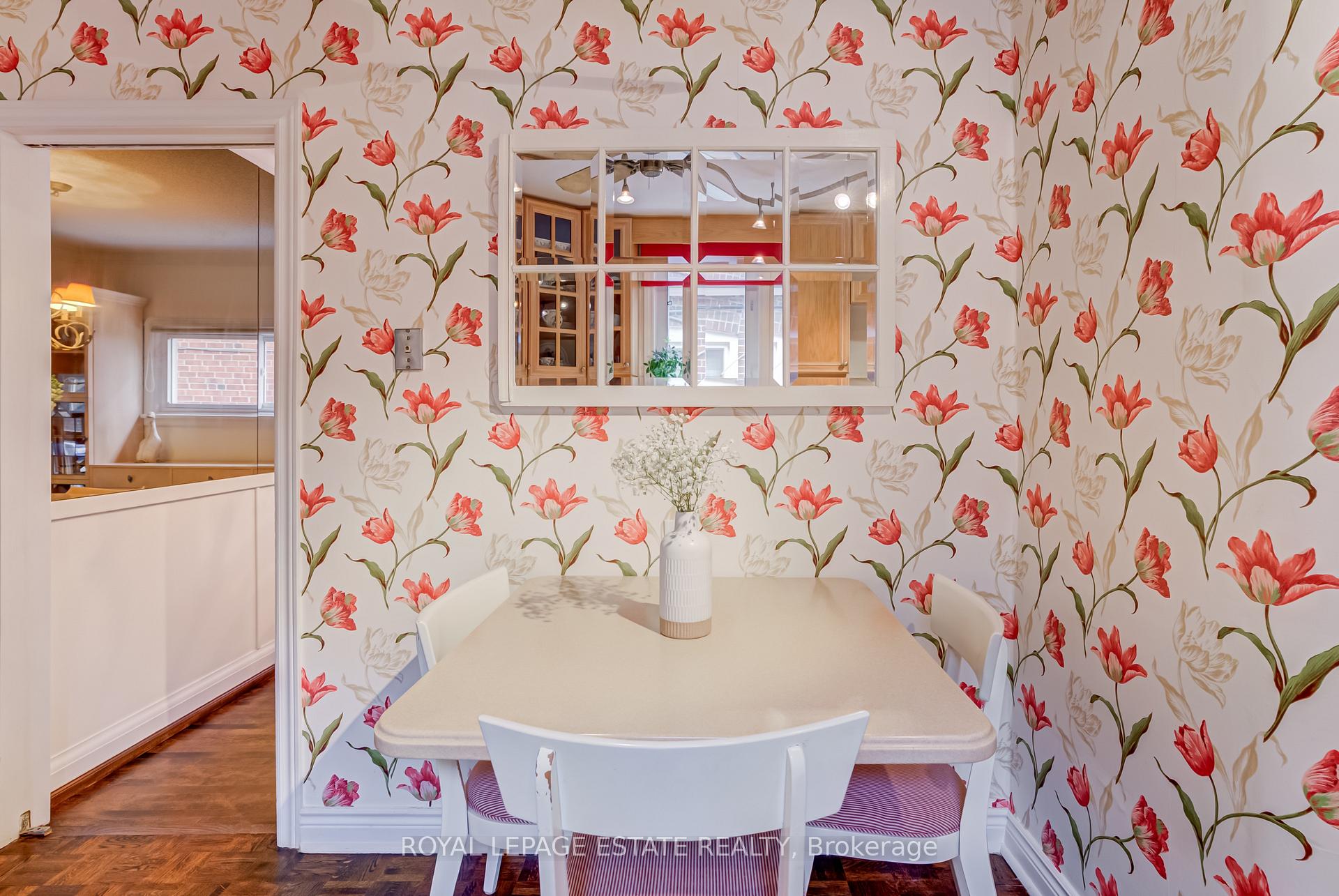Photo 7 of 11 Lankin Boulevard, Toronto, Danforth Village-East York — HOMEH