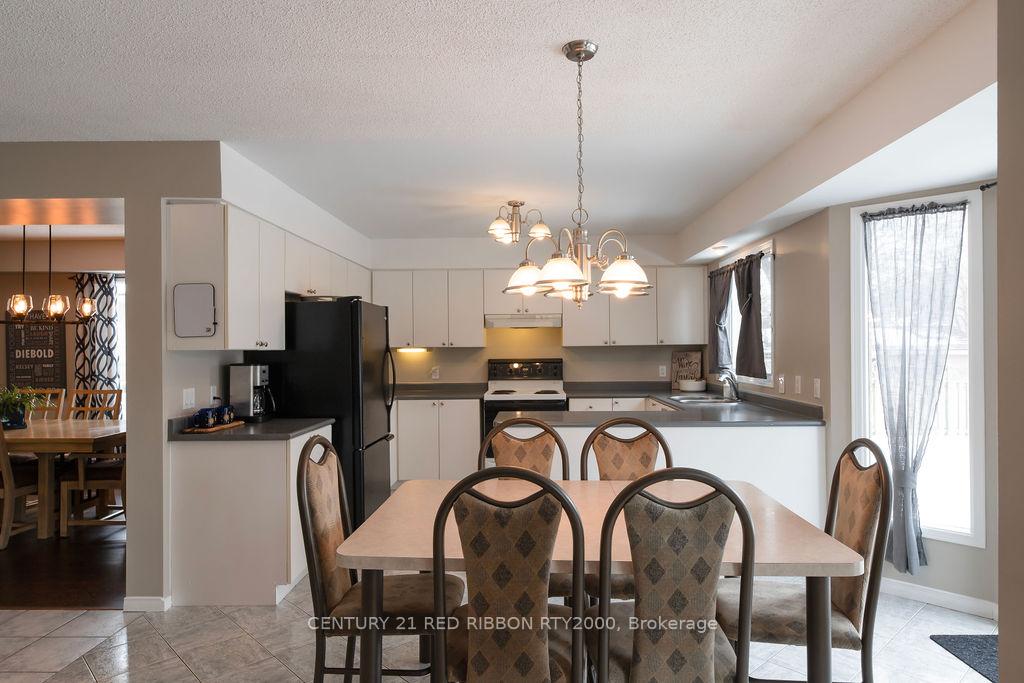 Photo 11 of 229 Marla Court, Strathroy-Caradoc, NE — HOMEH