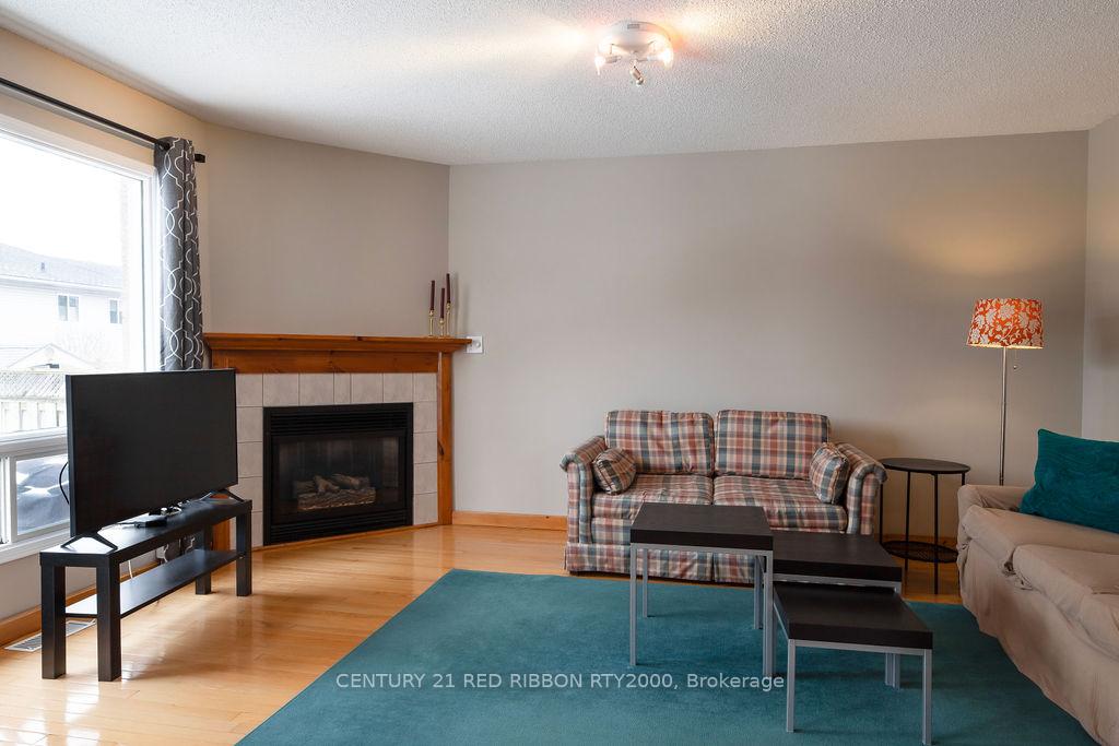 Photo 12 of 229 Marla Court, Strathroy-Caradoc, NE — HOMEH