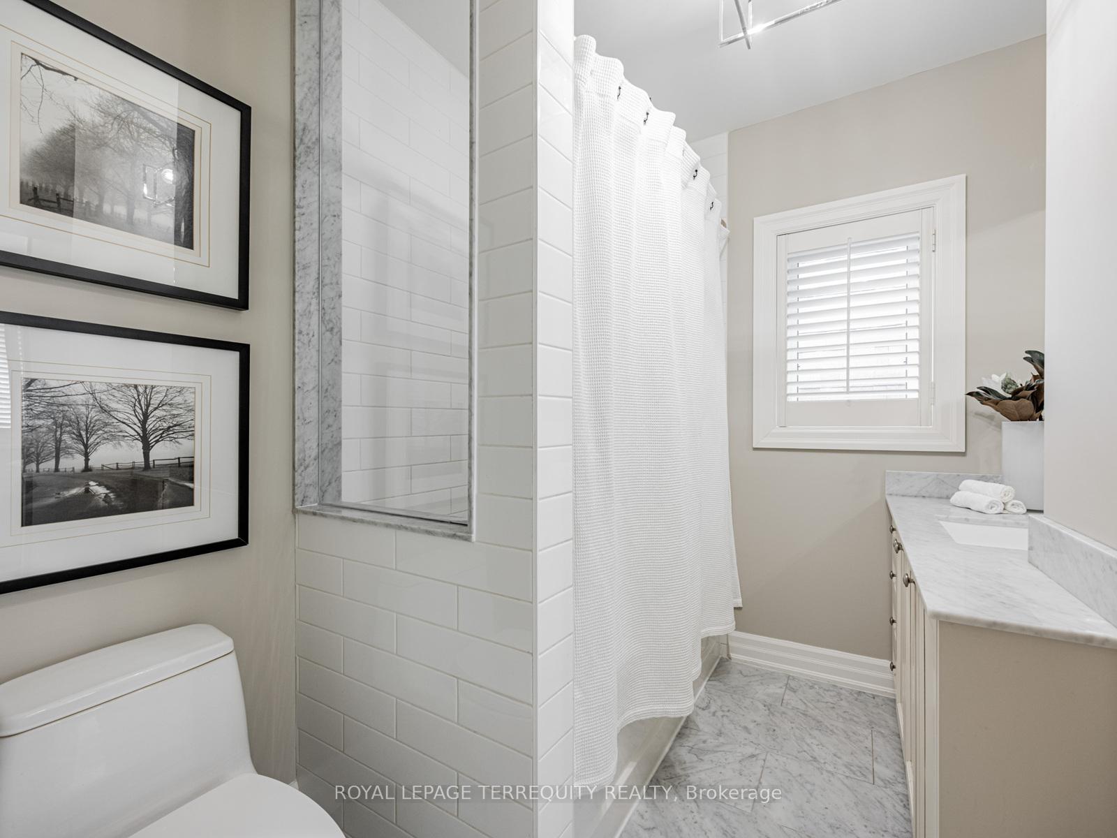 Photo 19 of 32 Hendrick Avenue, Toronto, Wychwood — HOMEH