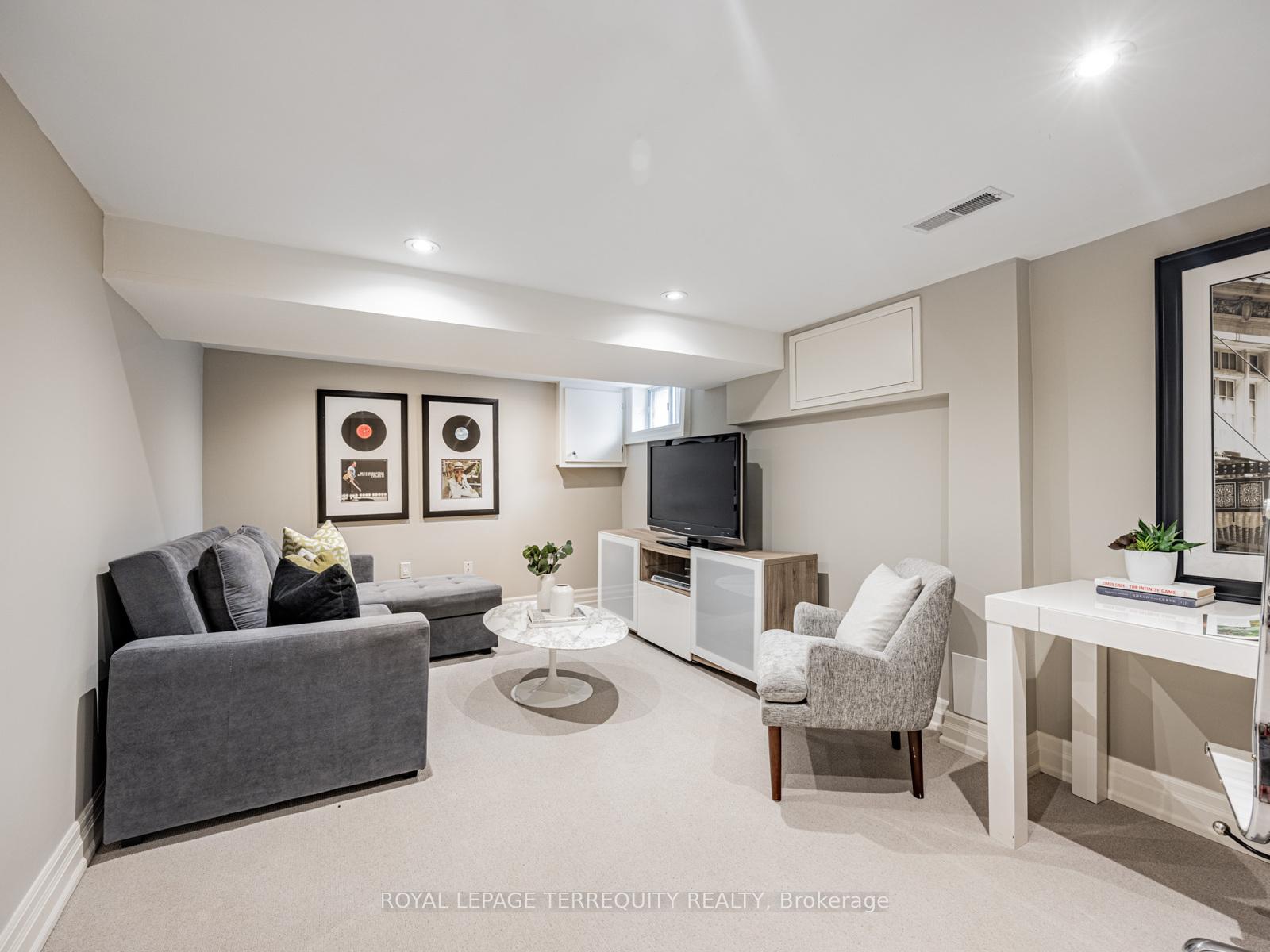 Photo 27 of 32 Hendrick Avenue, Toronto, Wychwood — HOMEH
