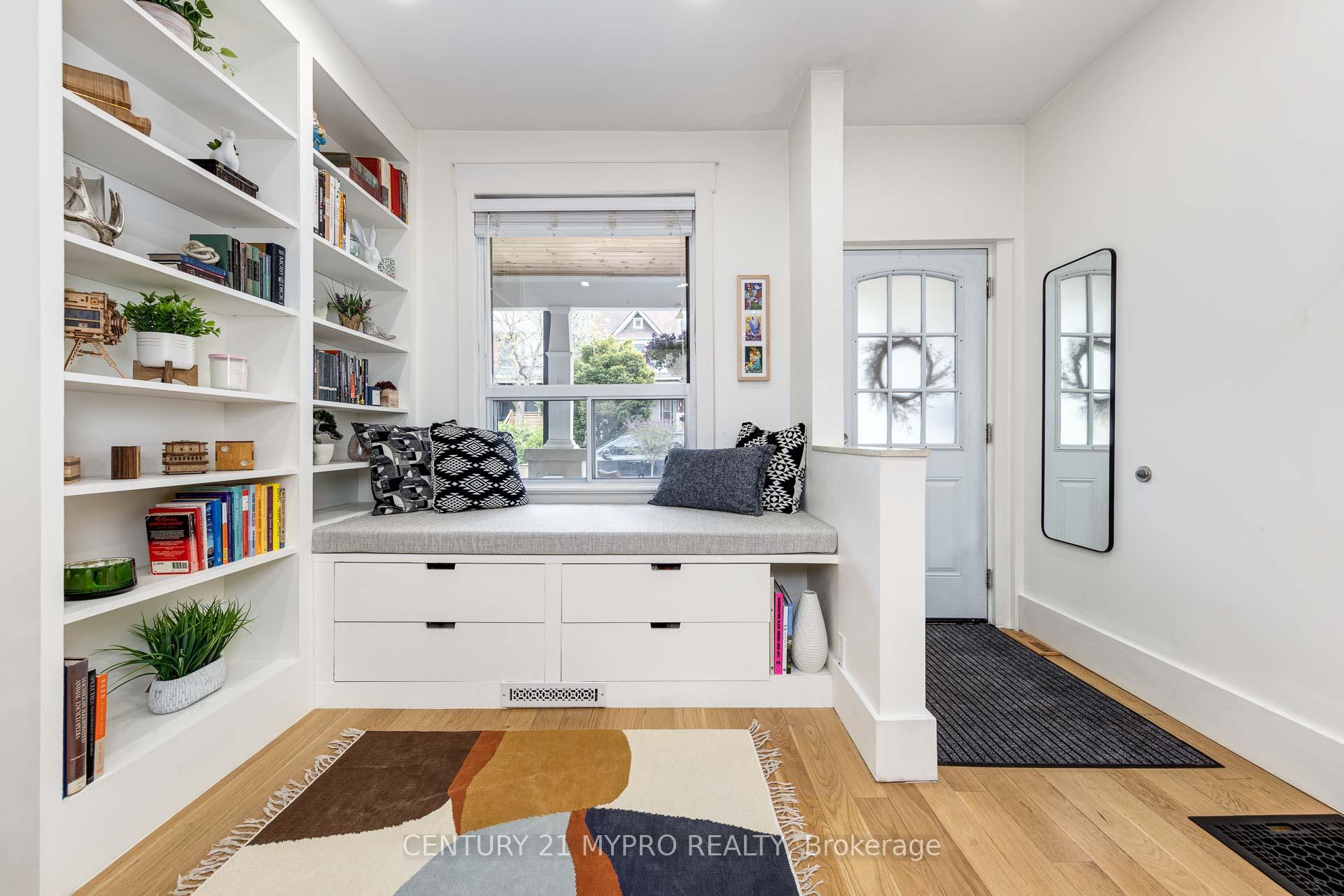 Photo 5 of 292 Highfield Road, Toronto, Greenwood-Coxwell — HOMEH