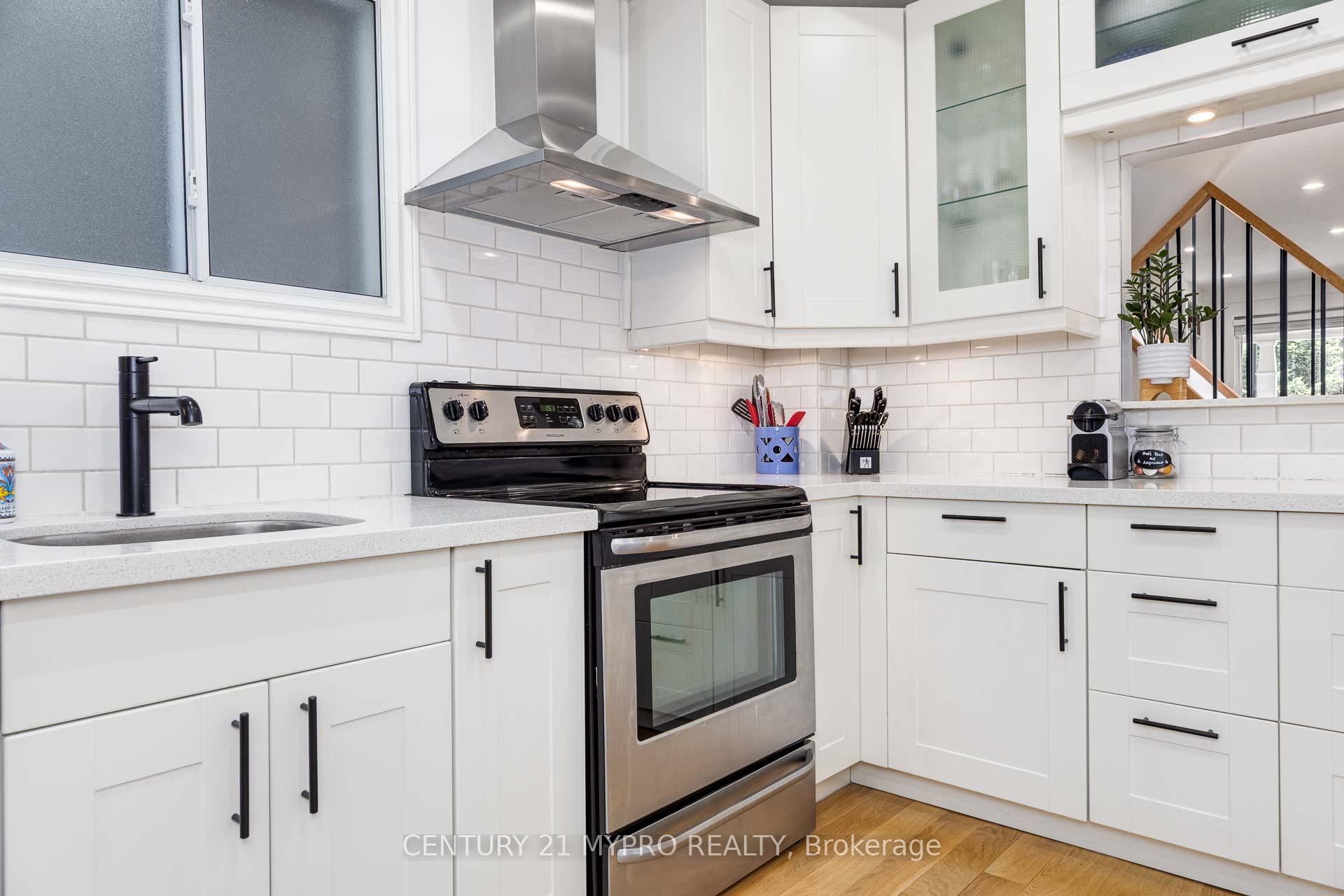 Photo 12 of 292 Highfield Road, Toronto, Greenwood-Coxwell — HOMEH