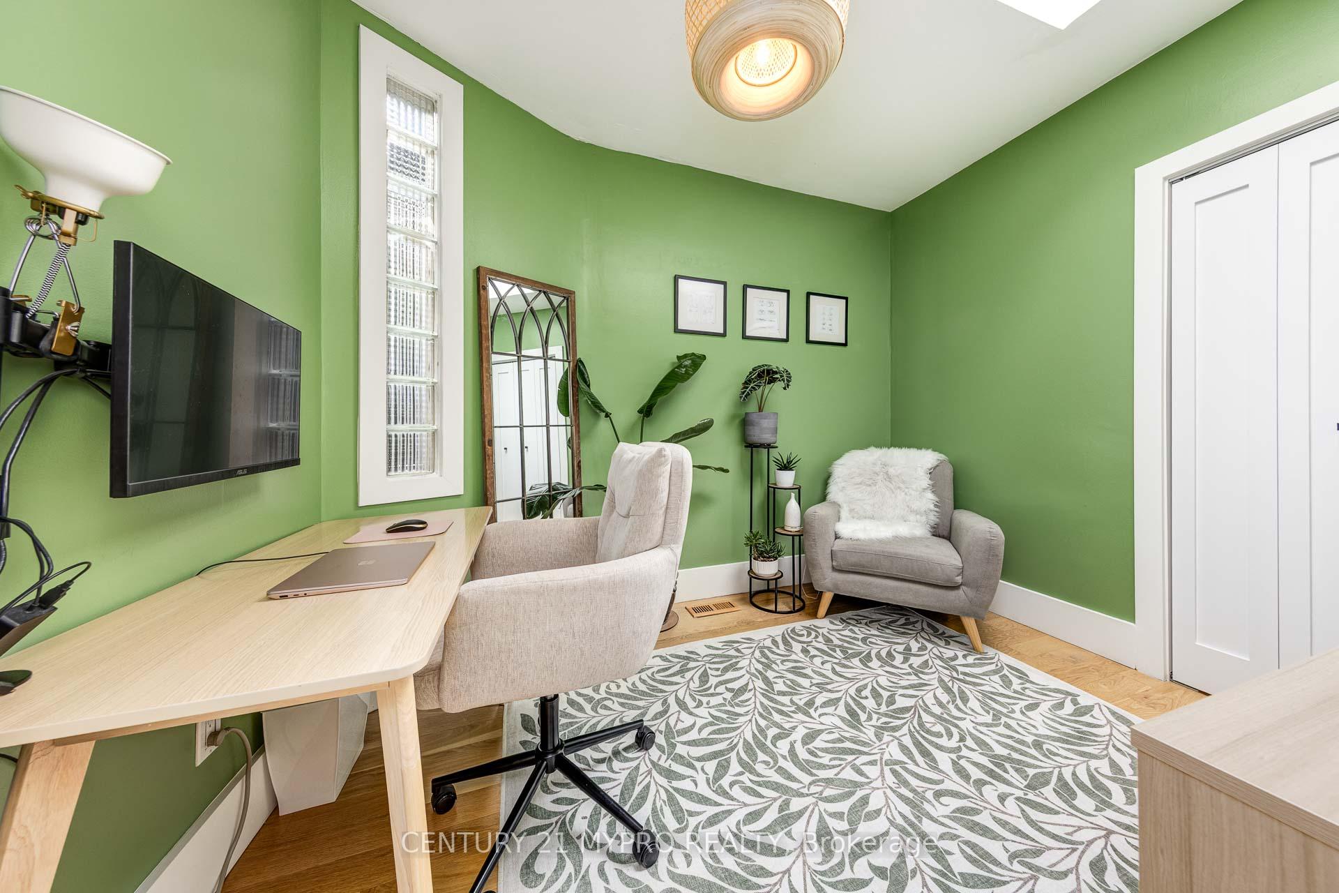 Photo 23 of 292 Highfield Road, Toronto, Greenwood-Coxwell — HOMEH