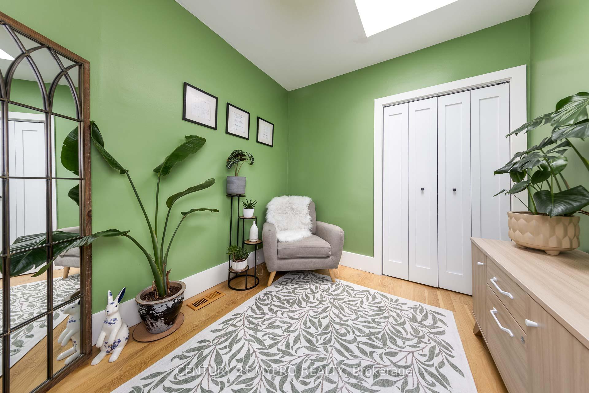 Photo 24 of 292 Highfield Road, Toronto, Greenwood-Coxwell — HOMEH