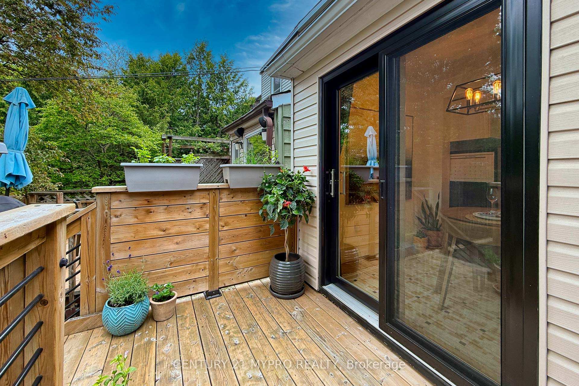 Photo 37 of 292 Highfield Road, Toronto, Greenwood-Coxwell — HOMEH