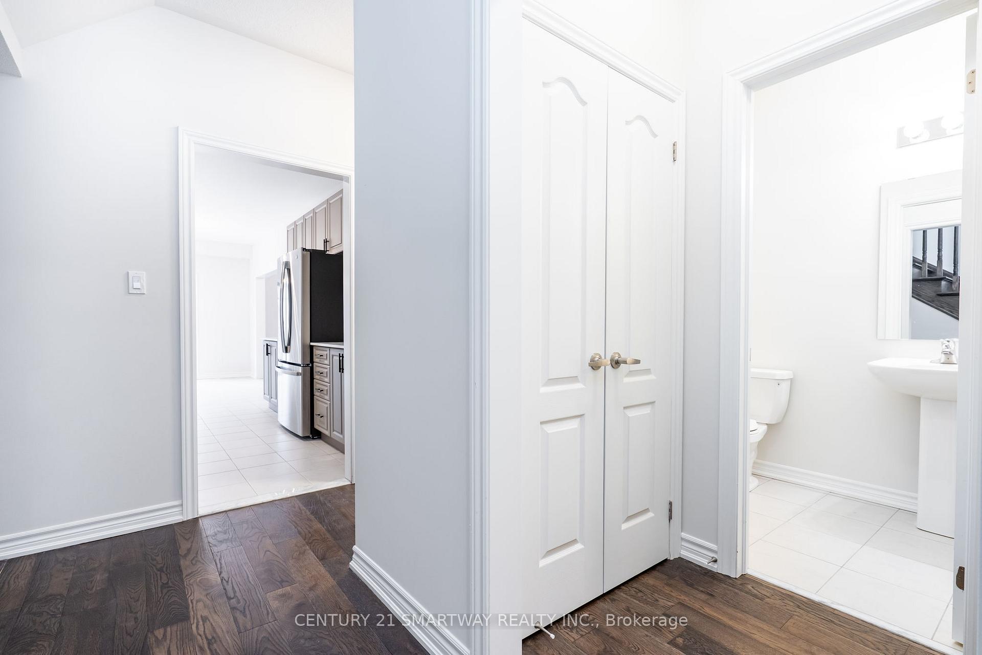 Photo 4 of 12 Huntsworth Avenue, Thorold, Thorold Downtown — HOMEH