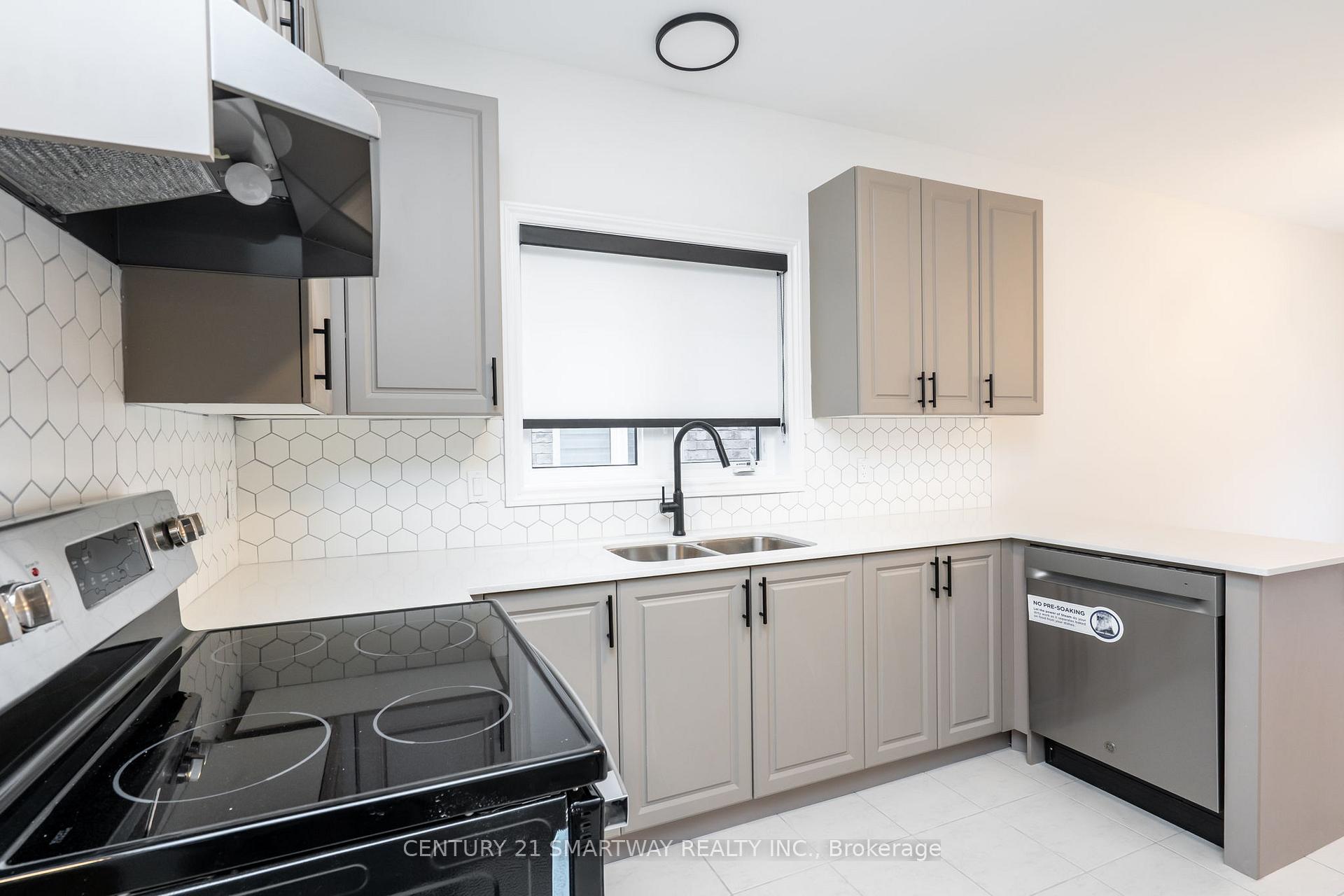 Photo 9 of 12 Huntsworth Avenue, Thorold, Thorold Downtown — HOMEH