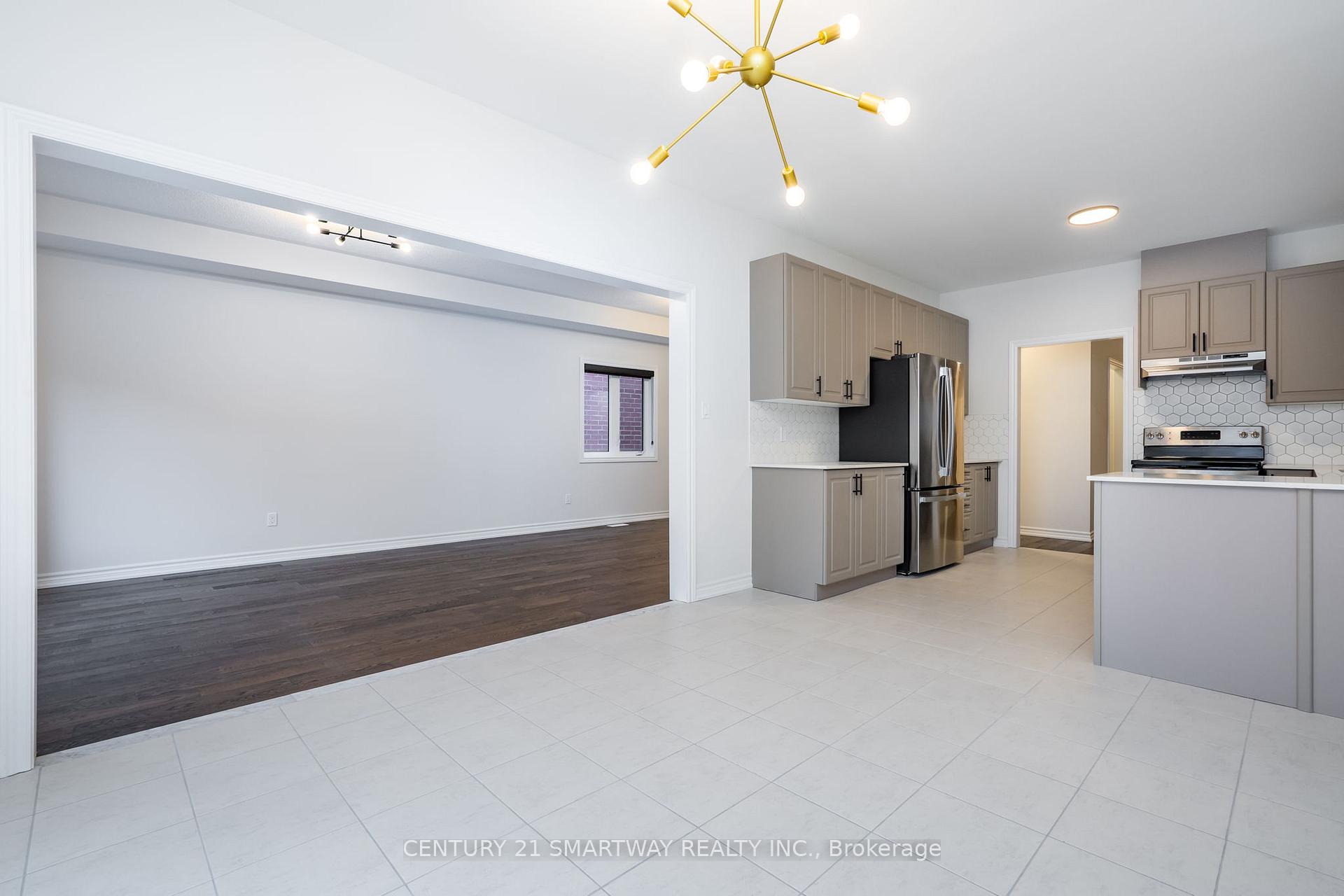 Photo 15 of 12 Huntsworth Avenue, Thorold, Thorold Downtown — HOMEH