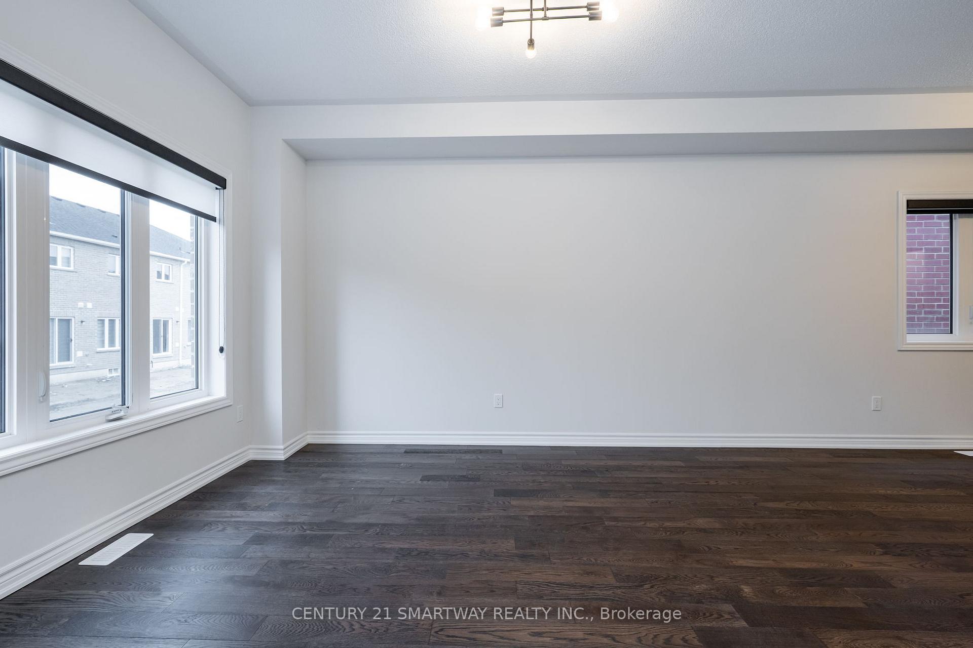 Photo 16 of 12 Huntsworth Avenue, Thorold, Thorold Downtown — HOMEH