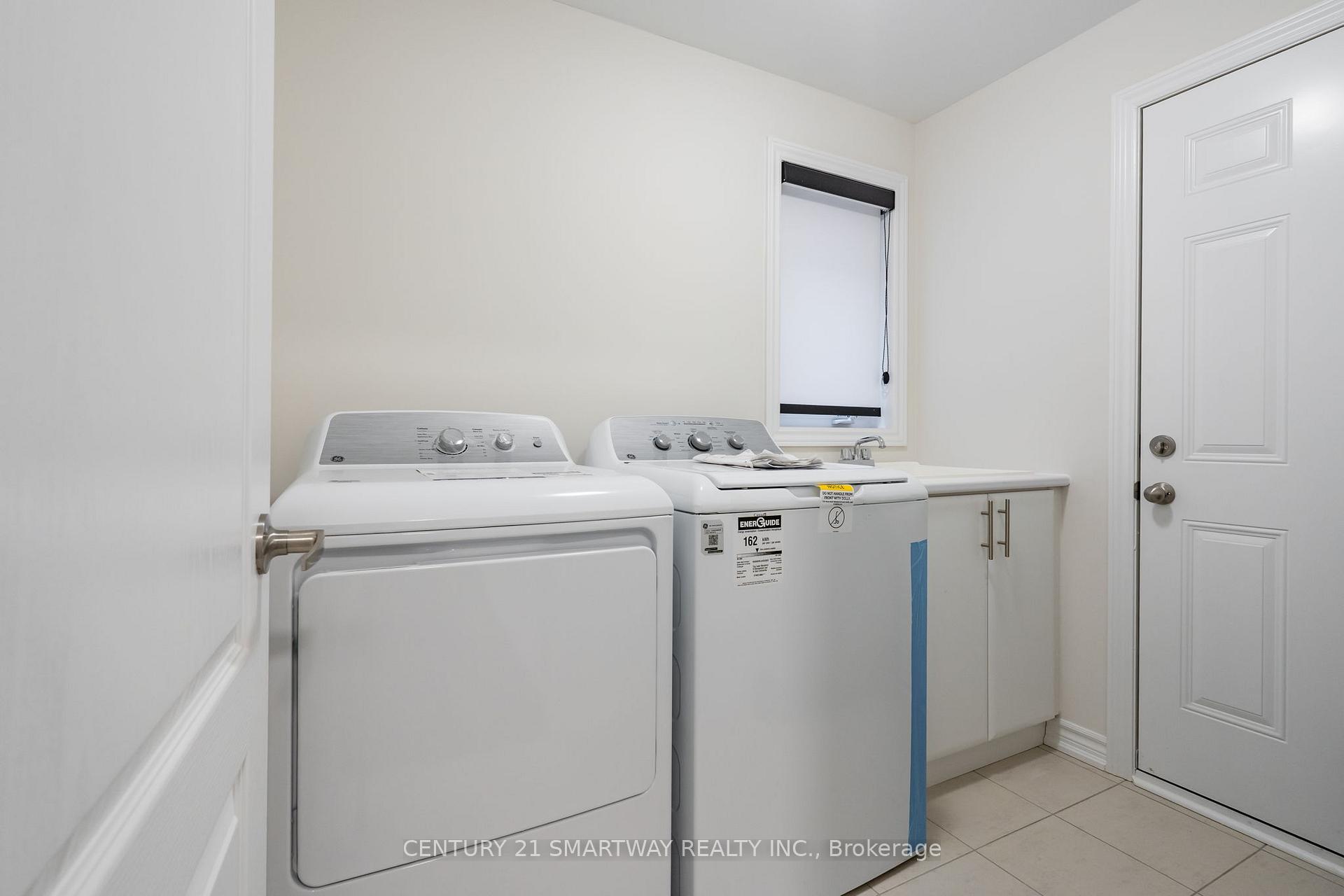 Photo 20 of 12 Huntsworth Avenue, Thorold, Thorold Downtown — HOMEH