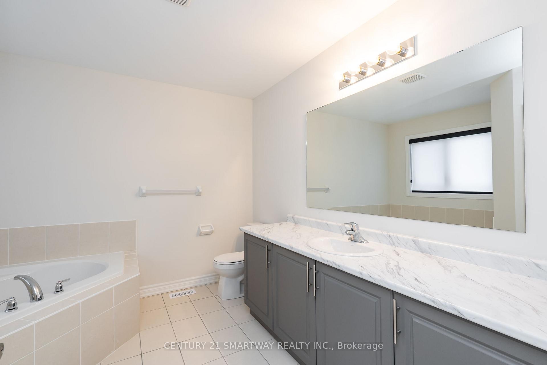 Photo 40 of 12 Huntsworth Avenue, Thorold, Thorold Downtown — HOMEH