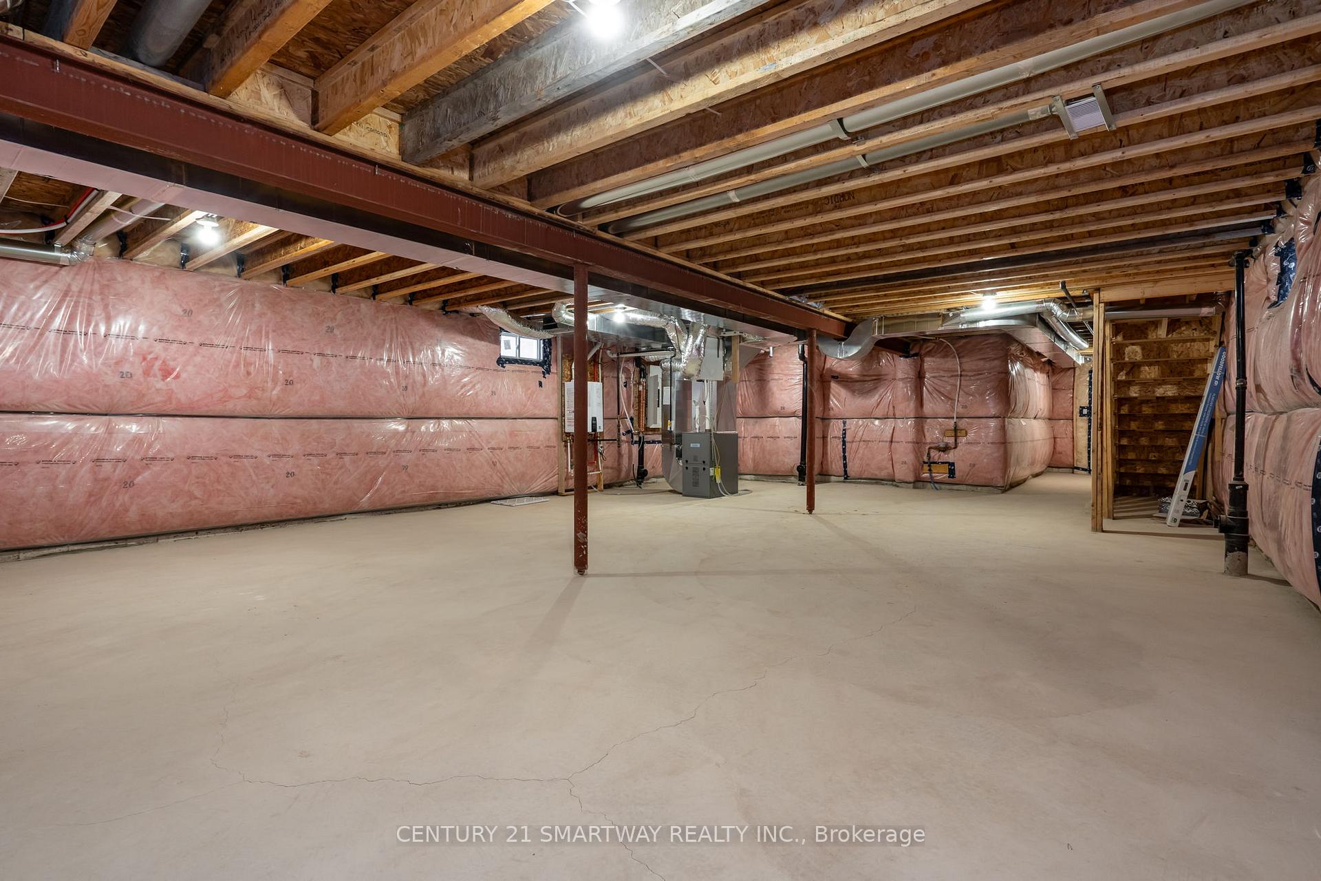 Photo 46 of 12 Huntsworth Avenue, Thorold, Thorold Downtown — HOMEH