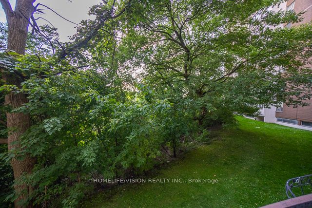 Photo 33 of Unit R1-1, 60 Pavane Linkway, Toronto, Flemingdon Park — HOMEH