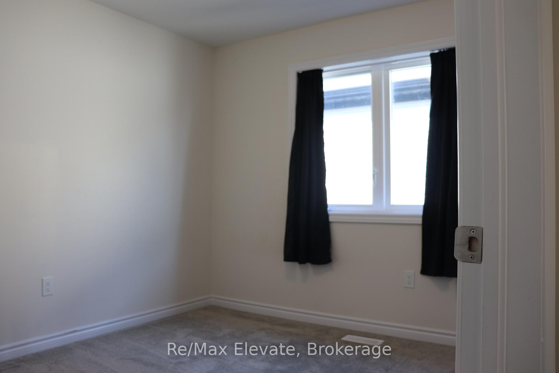 Photo 3 of 12 Peach Street, Thorold, Rolling Meadows — HOMEH