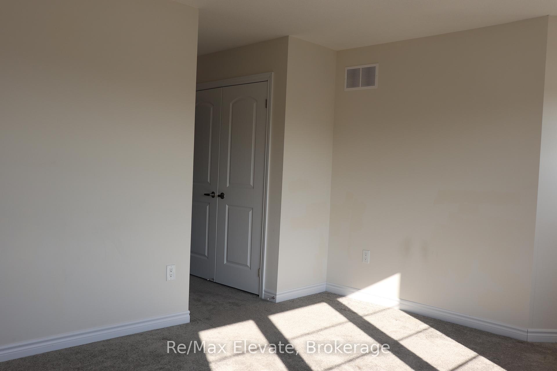 Photo 5 of 12 Peach Street, Thorold, Rolling Meadows — HOMEH