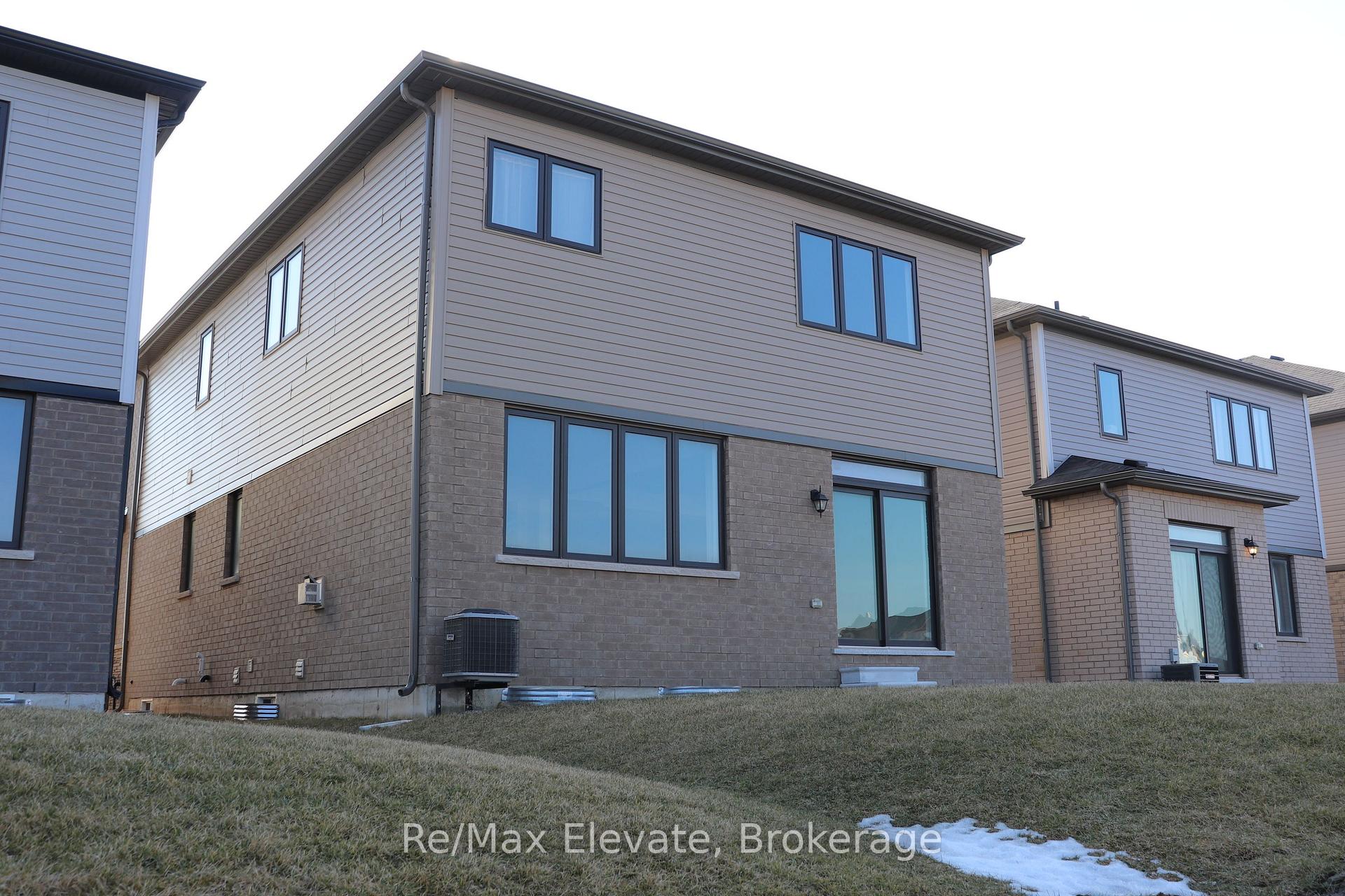 Photo 9 of 12 Peach Street, Thorold, Rolling Meadows — HOMEH
