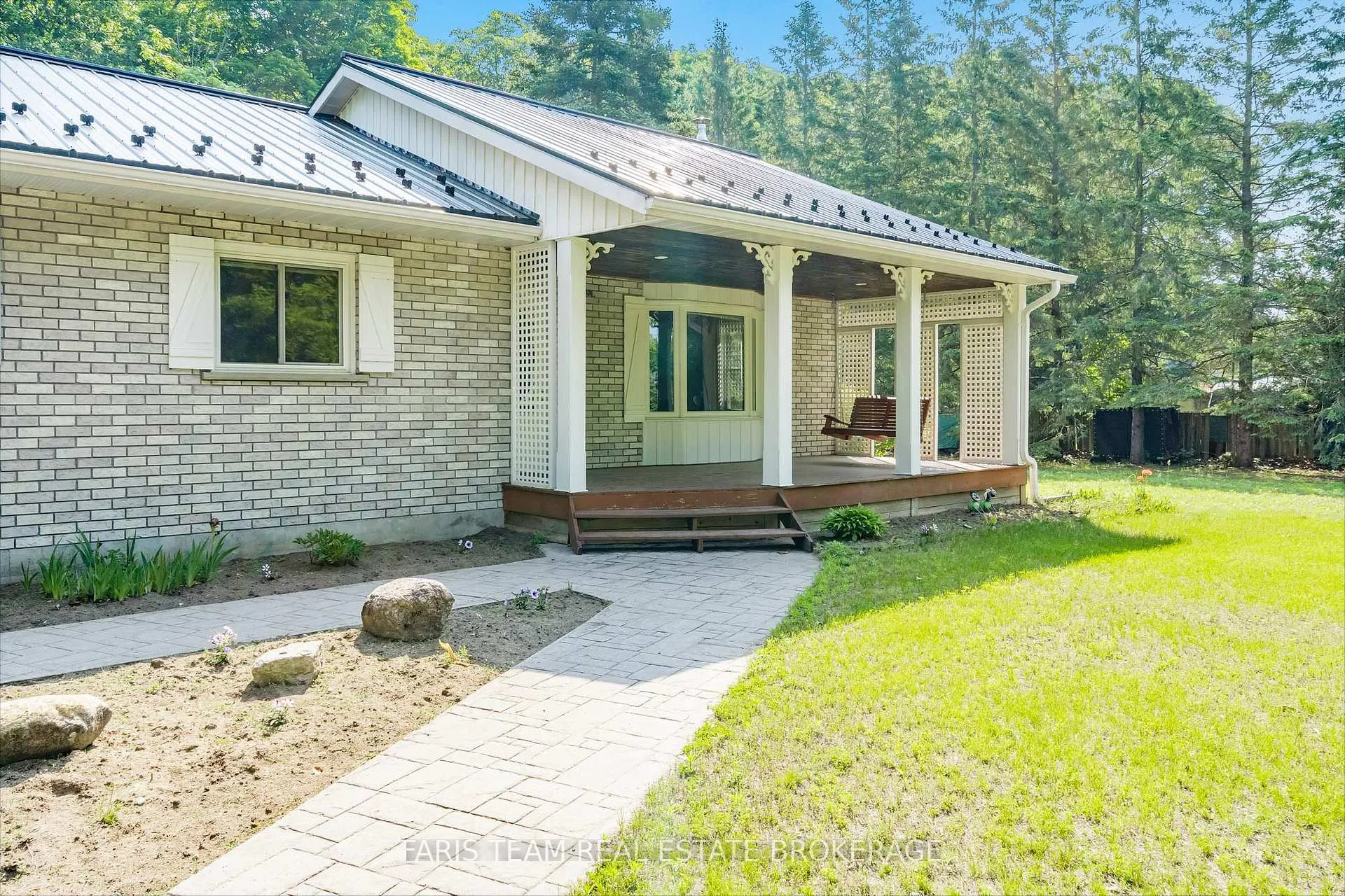 Photo 8 of 1941 Vespra Valley Road, Springwater, Rural Springwater — HOMEH