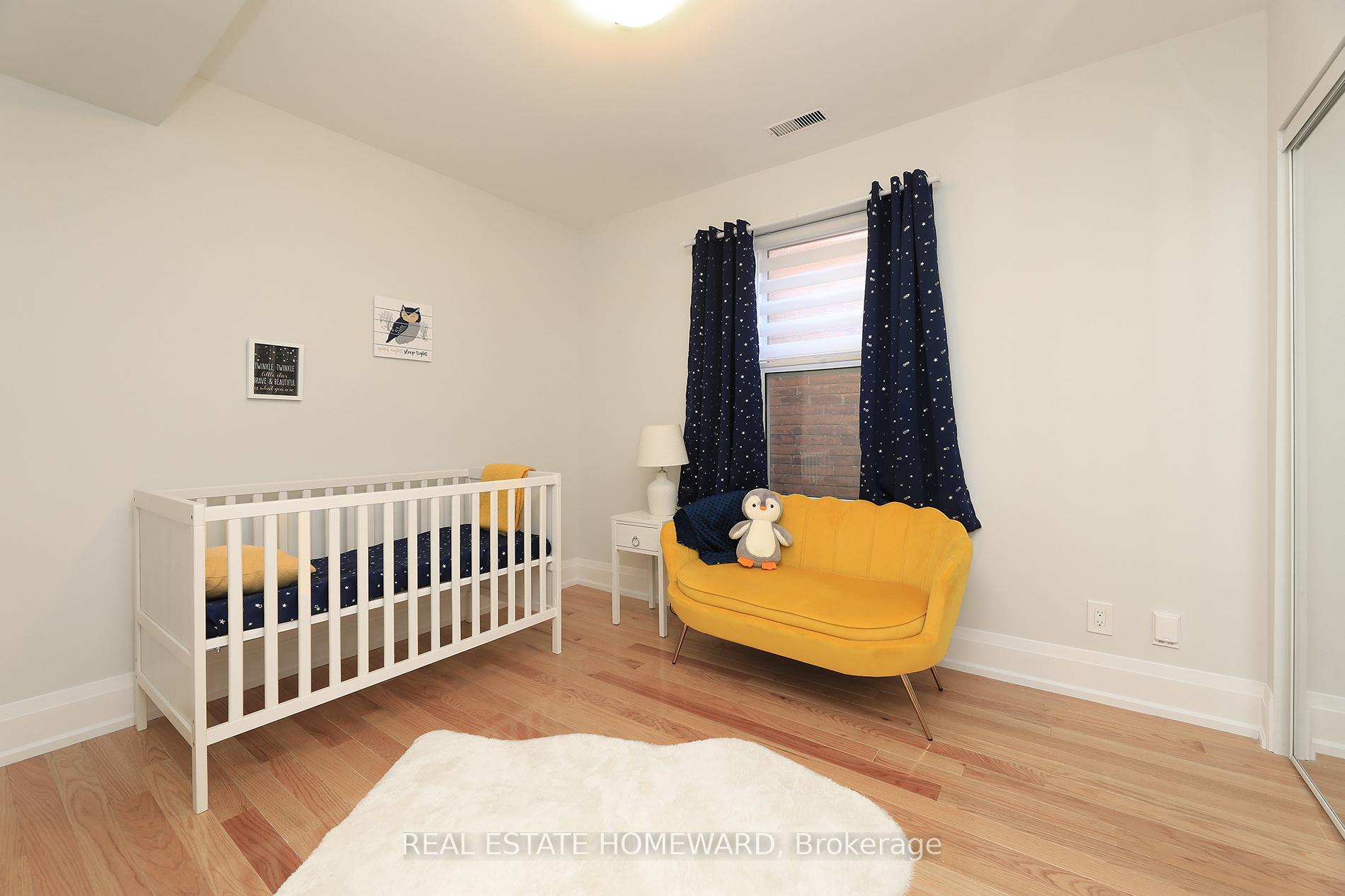 Photo 15 of 38 & 40 Cedarvale Avenue, Toronto, East End-Danforth — HOMEH