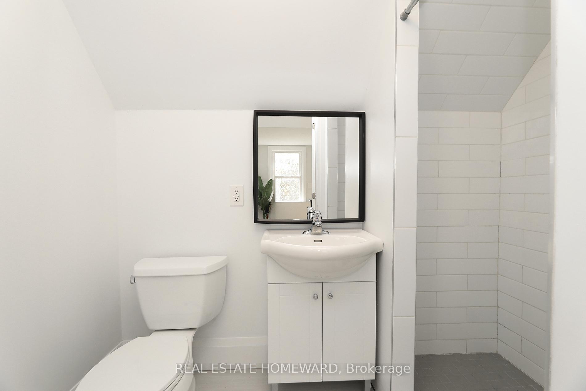 Photo 21 of 38 & 40 Cedarvale Avenue, Toronto, East End-Danforth — HOMEH