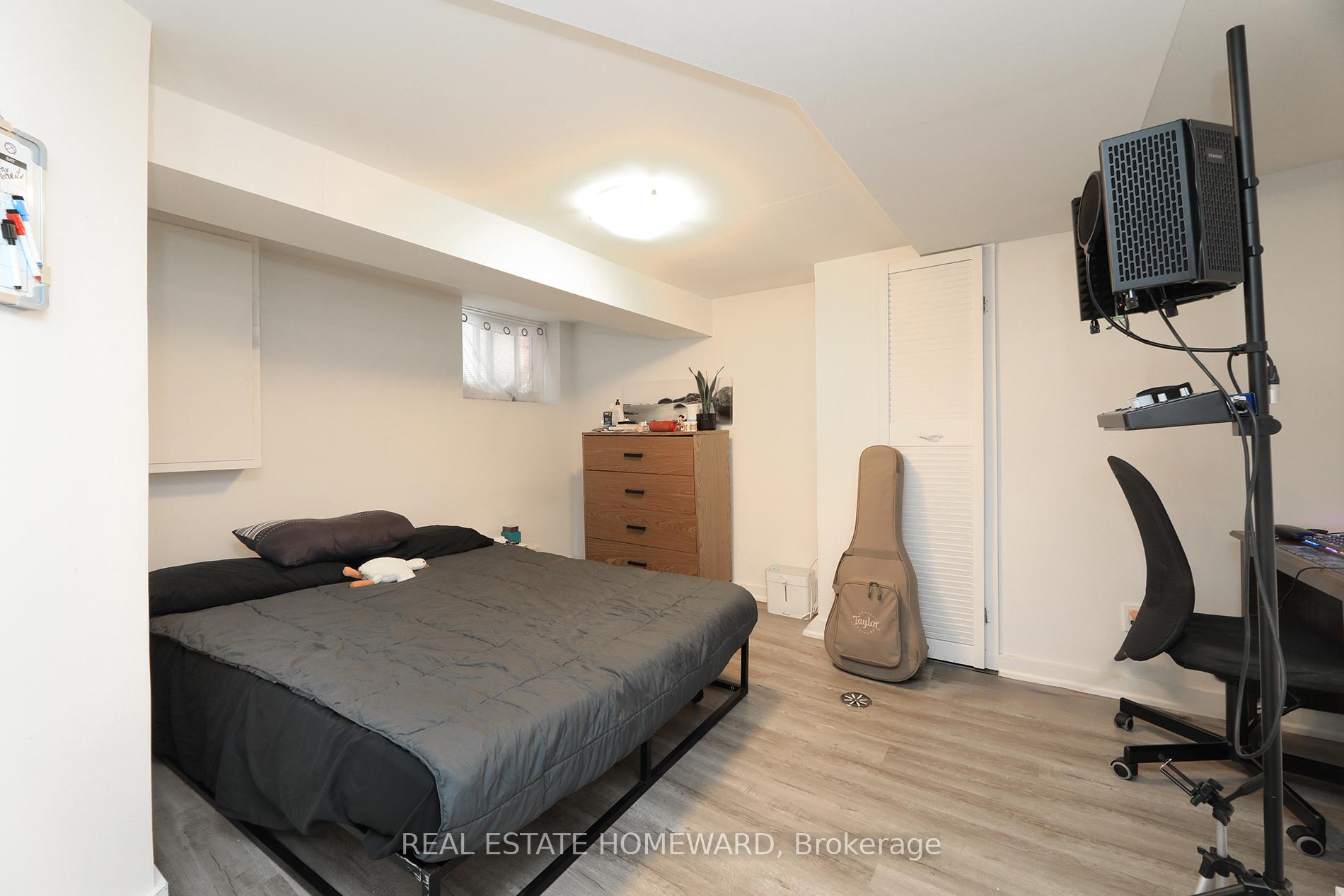 Photo 39 of 38 & 40 Cedarvale Avenue, Toronto, East End-Danforth — HOMEH