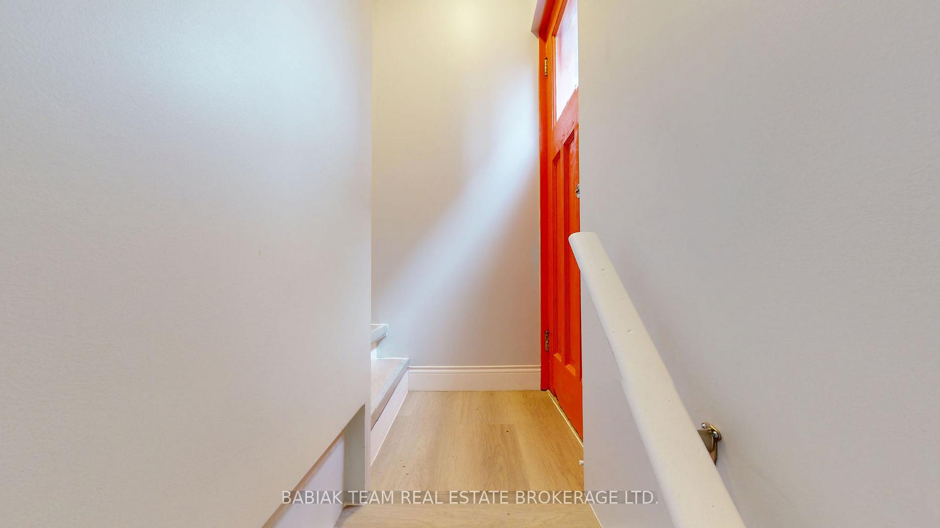 Photo 3 of Unit Lower, 545 Northcliffe Boulevard, Toronto, Oakwood Village — HOMEH
