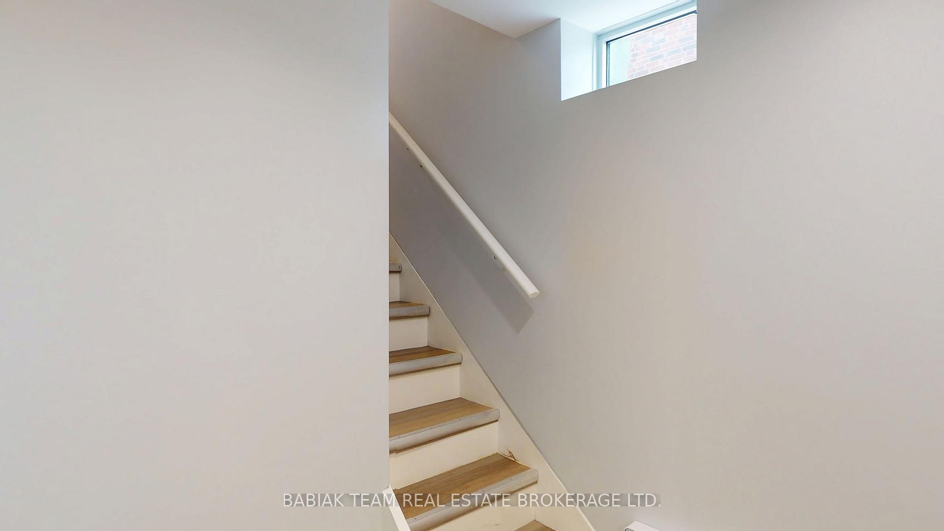 Photo 6 of Unit Lower, 545 Northcliffe Boulevard, Toronto, Oakwood Village — HOMEH