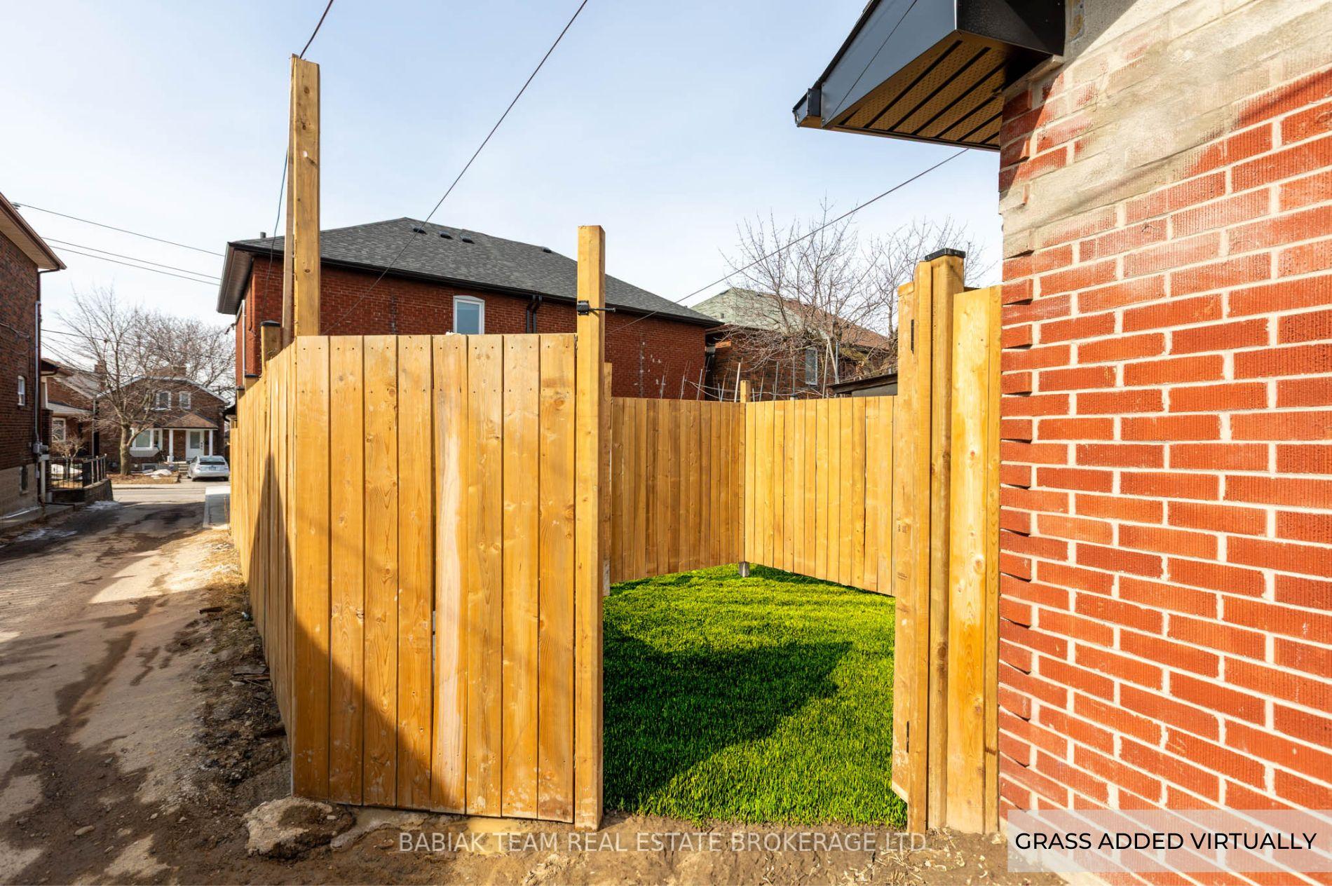 Photo 31 of Unit Lower, 545 Northcliffe Boulevard, Toronto, Oakwood Village — HOMEH