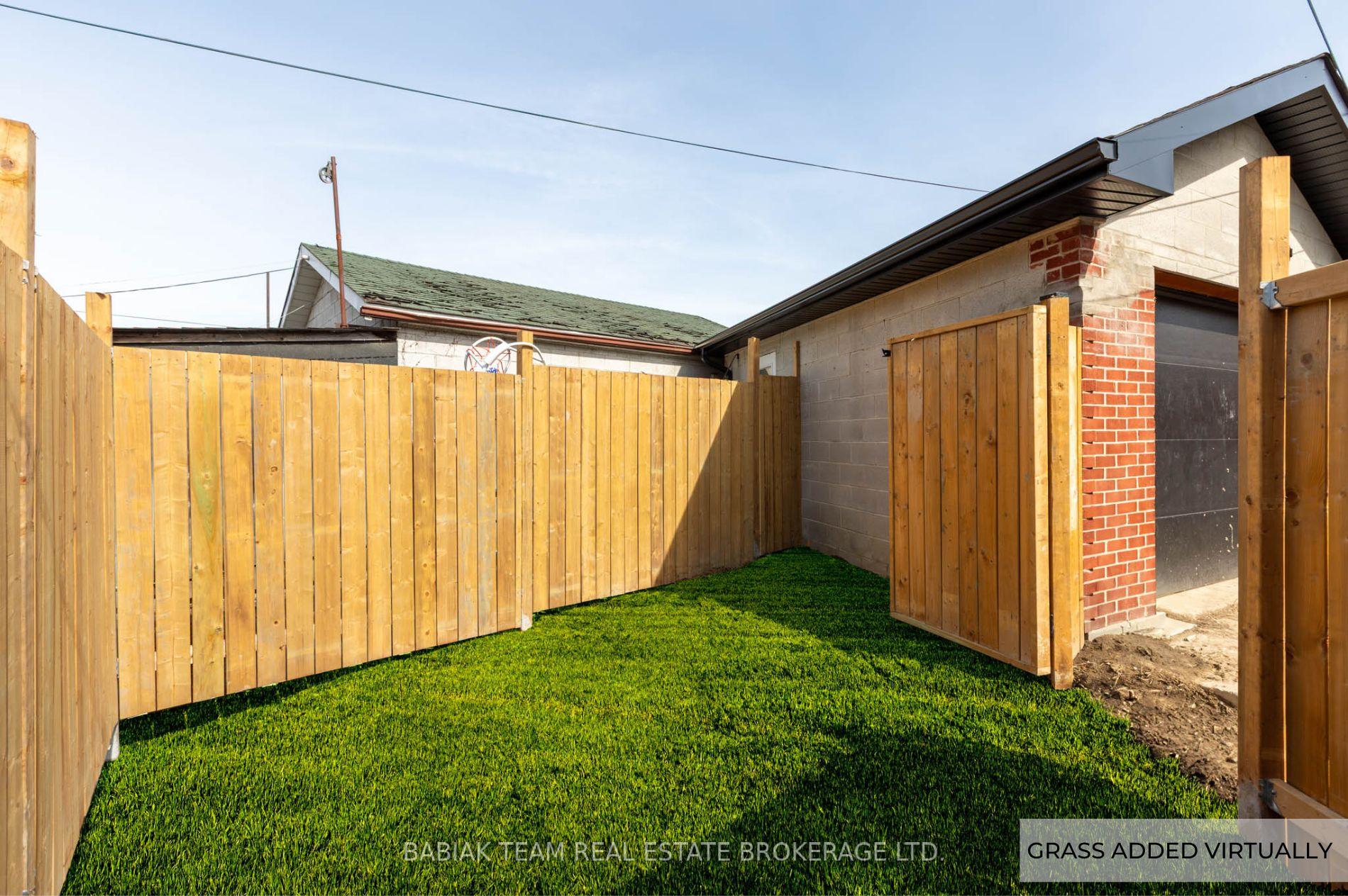 Photo 33 of Unit Lower, 545 Northcliffe Boulevard, Toronto, Oakwood Village — HOMEH