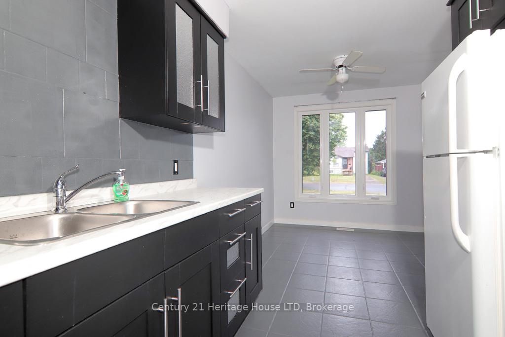 Photo 9 of 104 Tupper Drive, Thorold, Confederation Heights — HOMEH