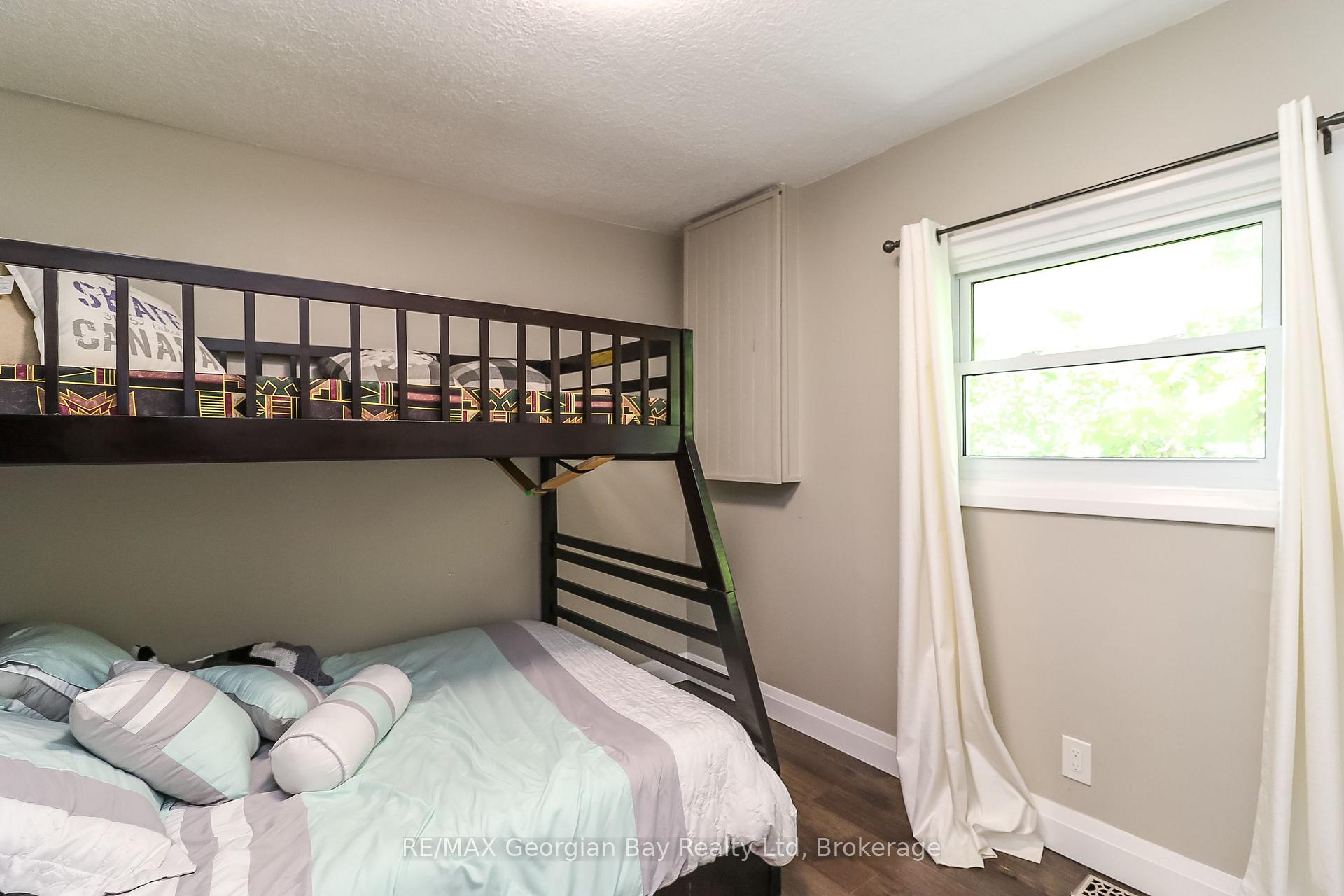 Photo 25 of 30 Oriole Street, Tay, Port McNicoll — HOMEH