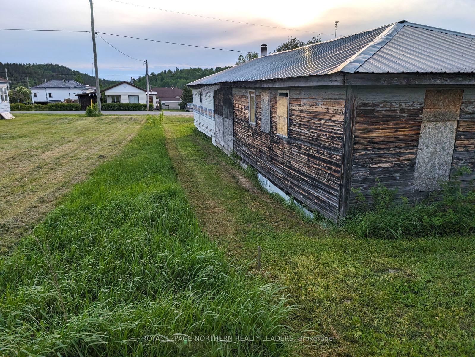 Photo 10 of 337-339 Roche Street, Timiskaming, TIM - Outside - Rural — HOMEH