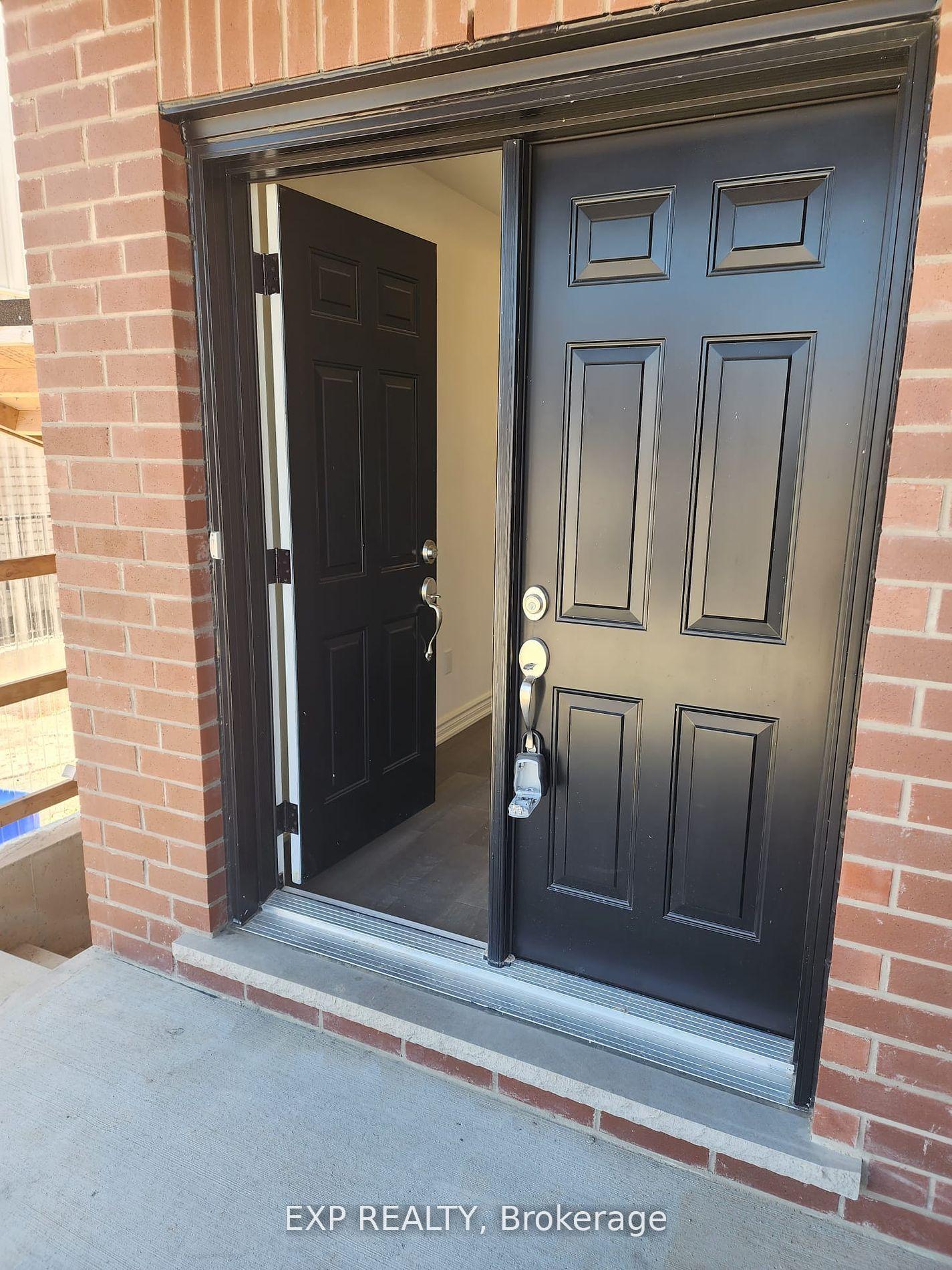 Photo 2 of 33 Autumn Avenue, Thorold, Rolling Meadows — HOMEH