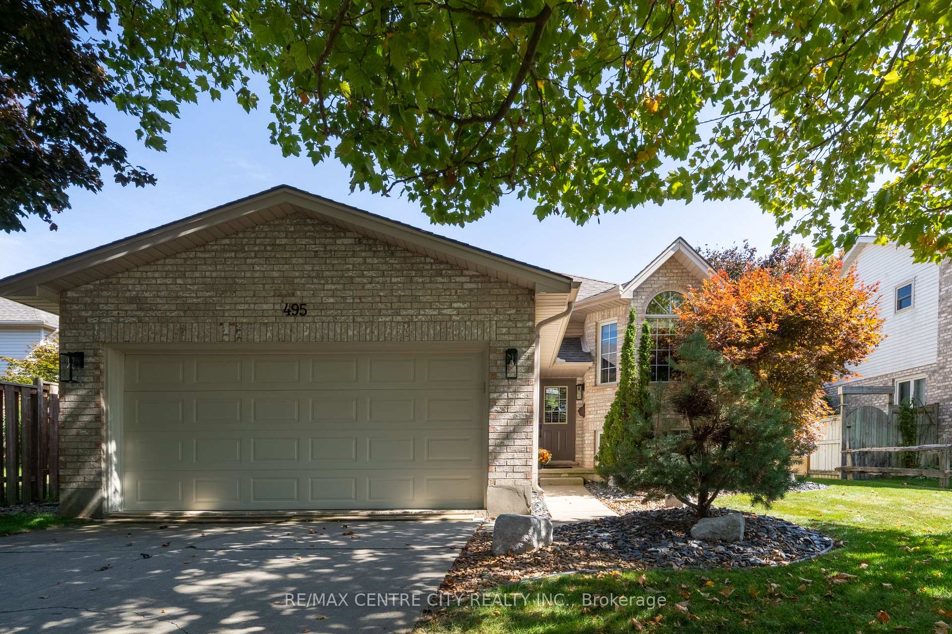 Front of 495 Riverview Drive