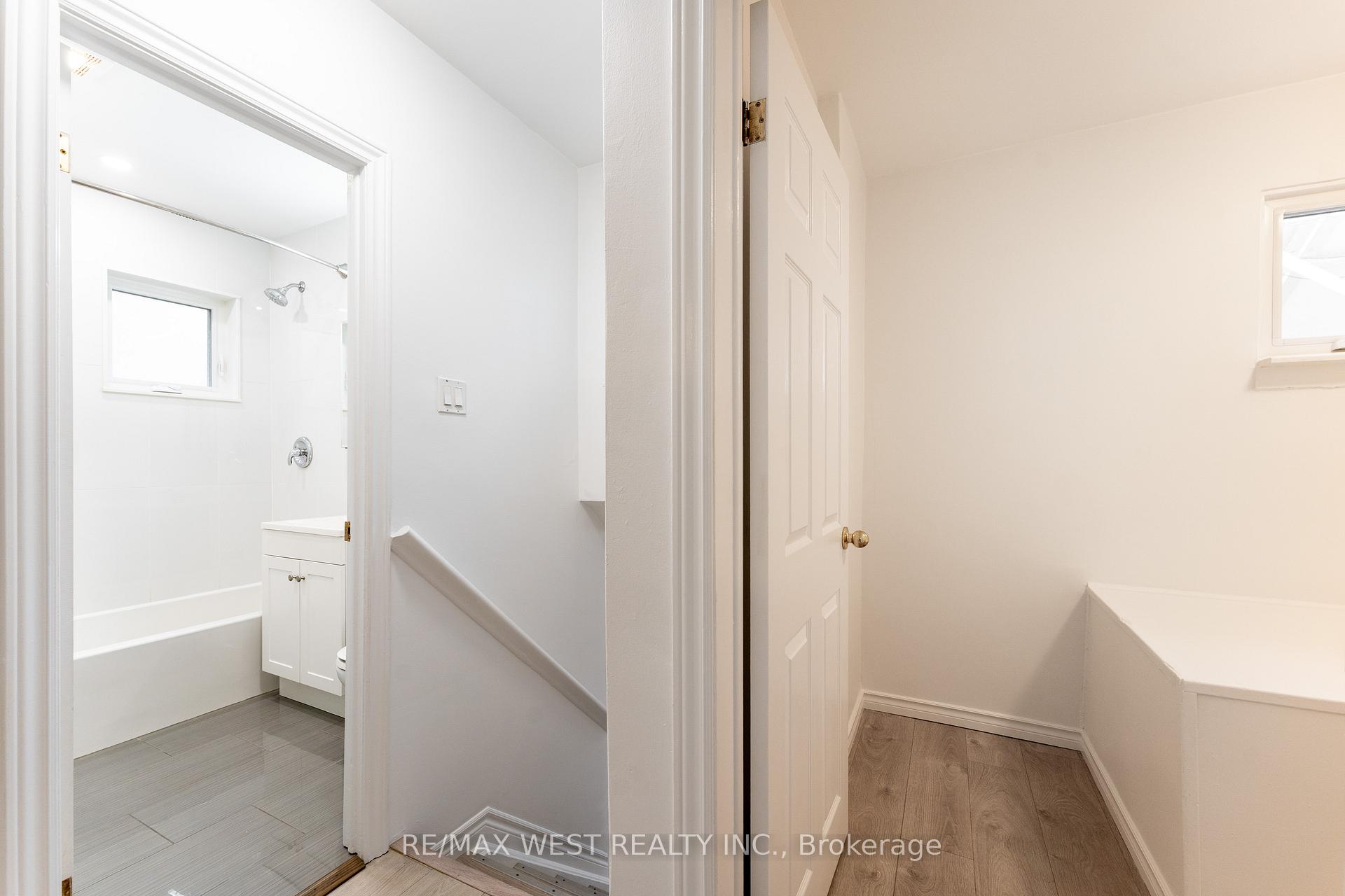 Photo 34 of 1024 Davenport Road, Toronto, Wychwood — HOMEH
