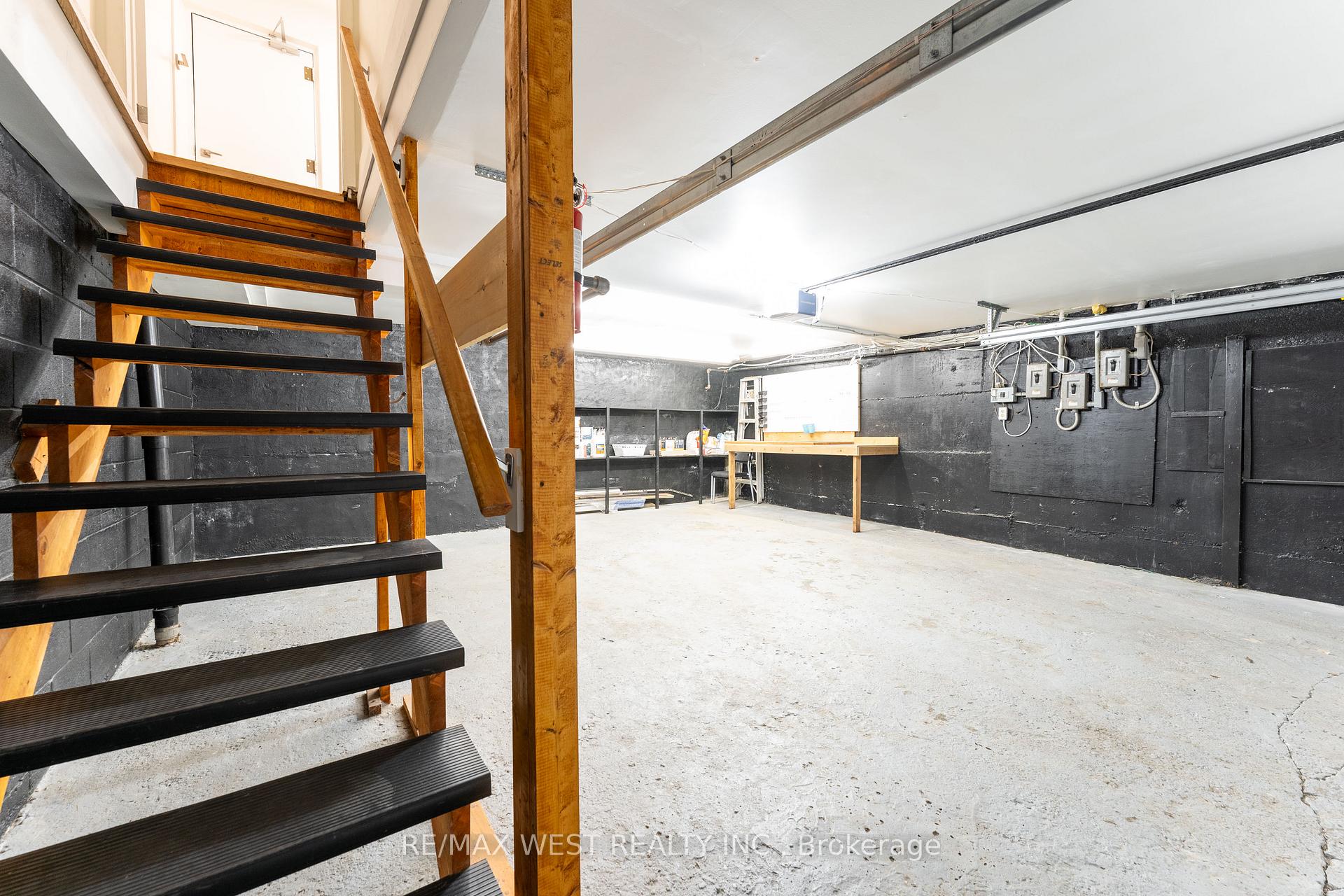 Photo 39 of 1024 Davenport Road, Toronto, Wychwood — HOMEH