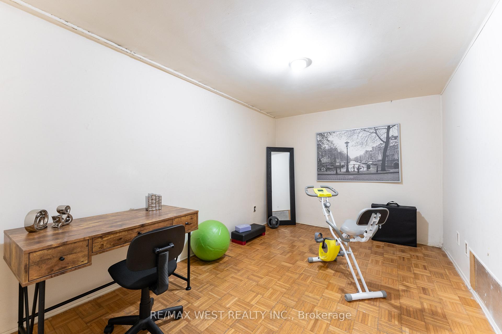 Photo 46 of 1024 Davenport Road, Toronto, Wychwood — HOMEH