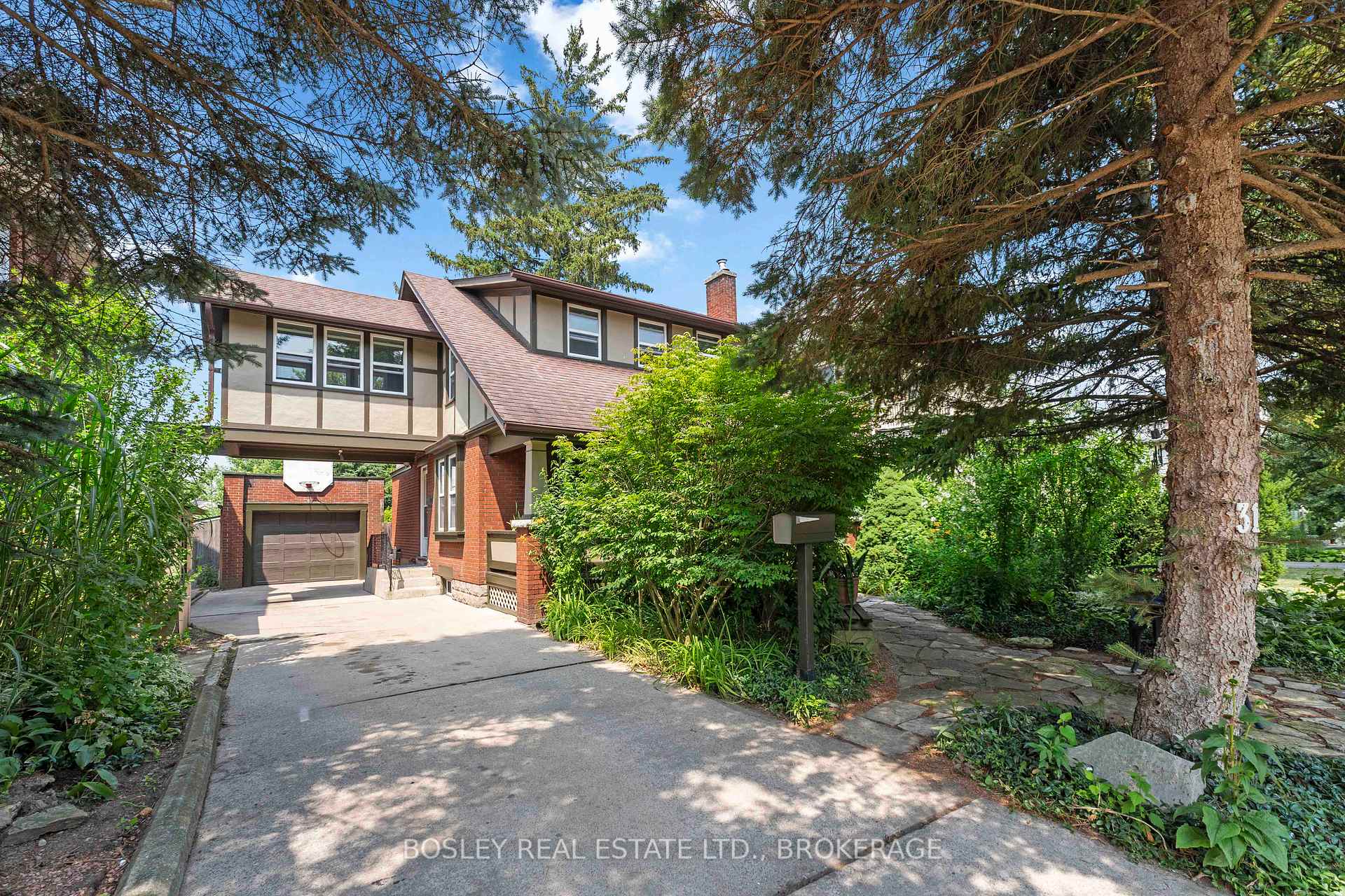 Photo 1 of 31 Welland Street S, Thorold, Thorold Downtown — HOMEH